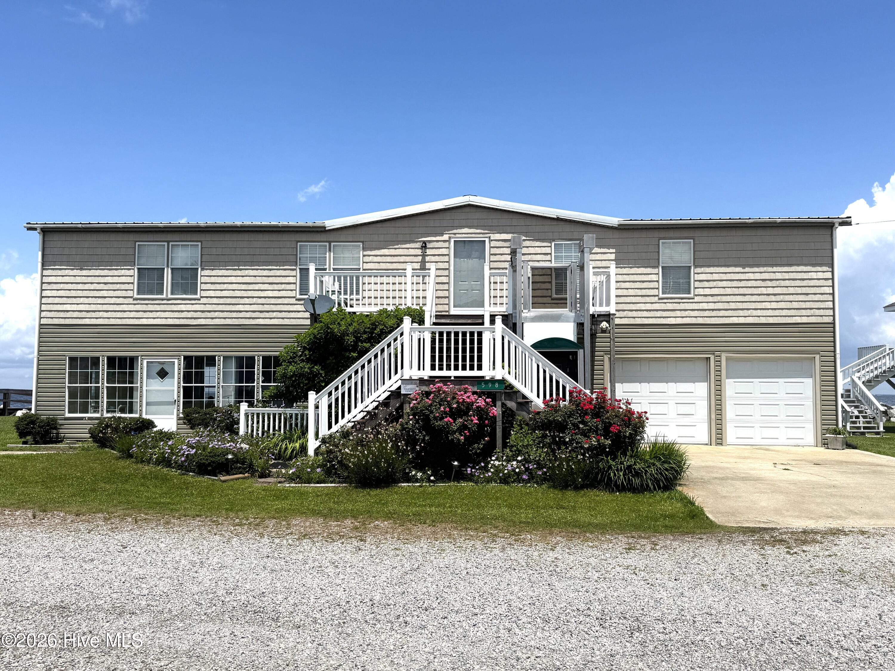 598 Beach Road Property Photo 7