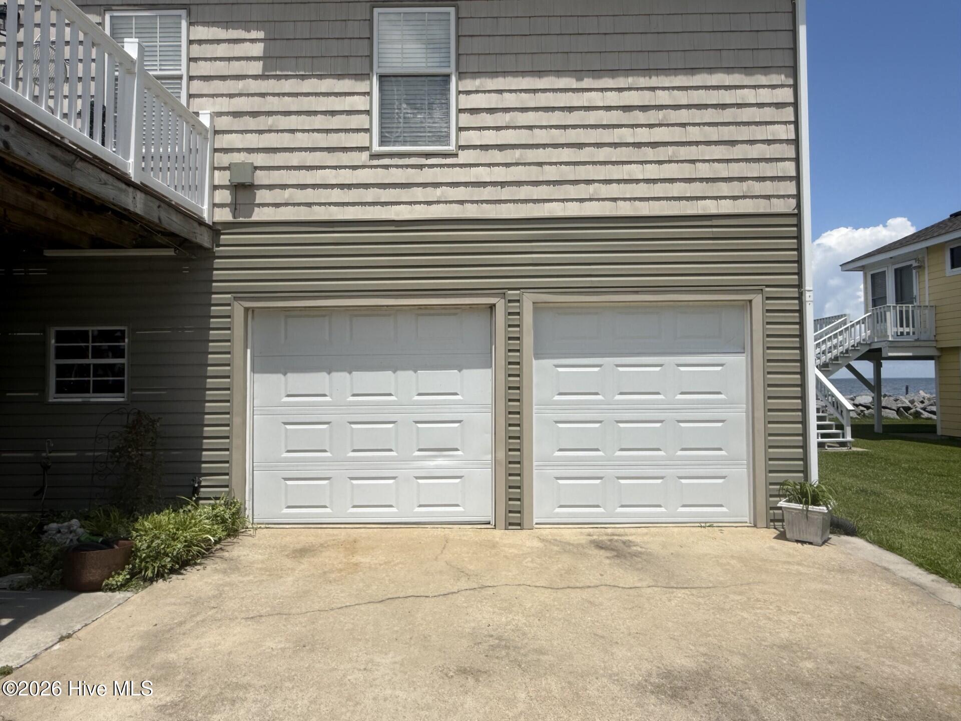 598 Beach Road Property Photo 10