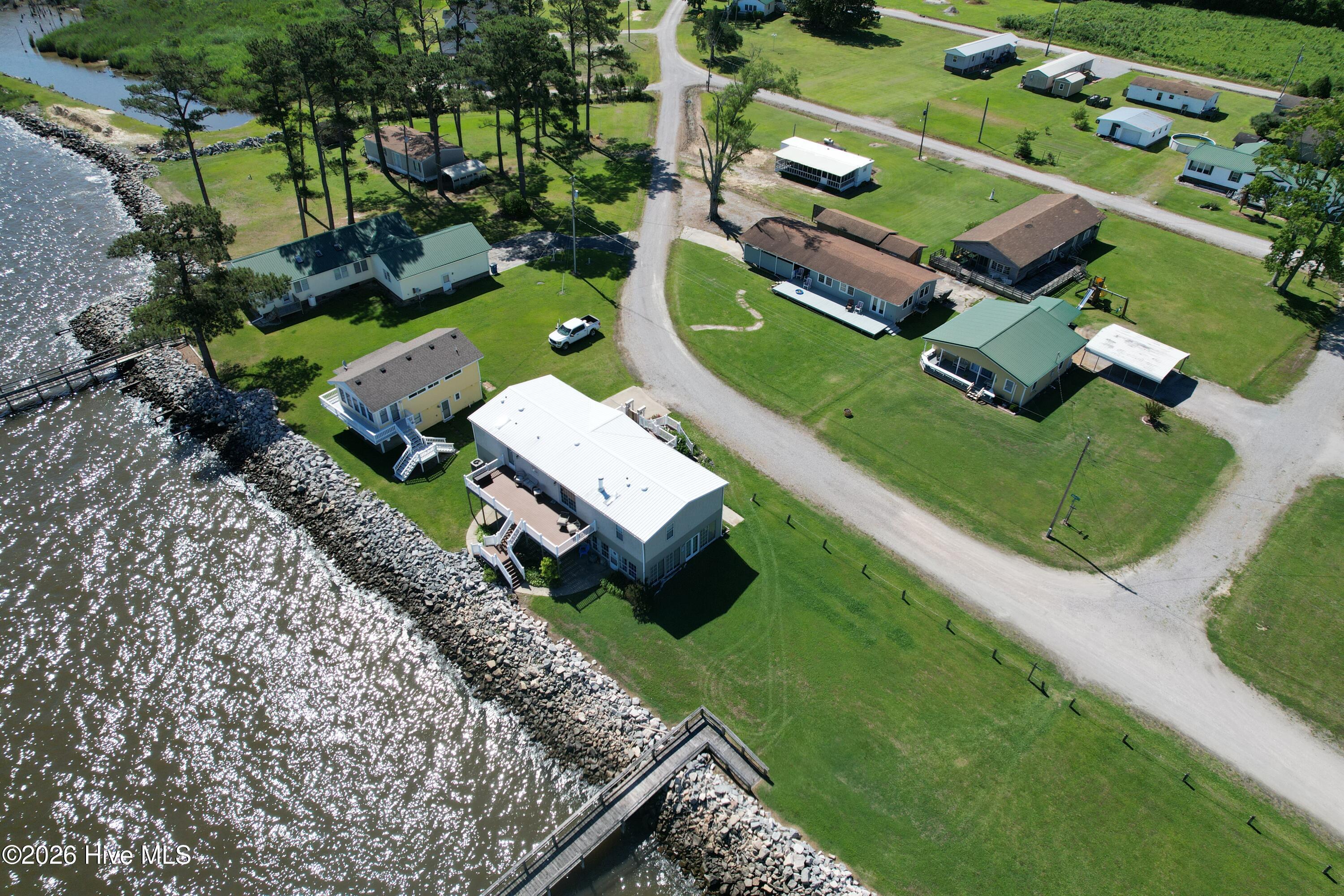 598 Beach Road Property Photo 11