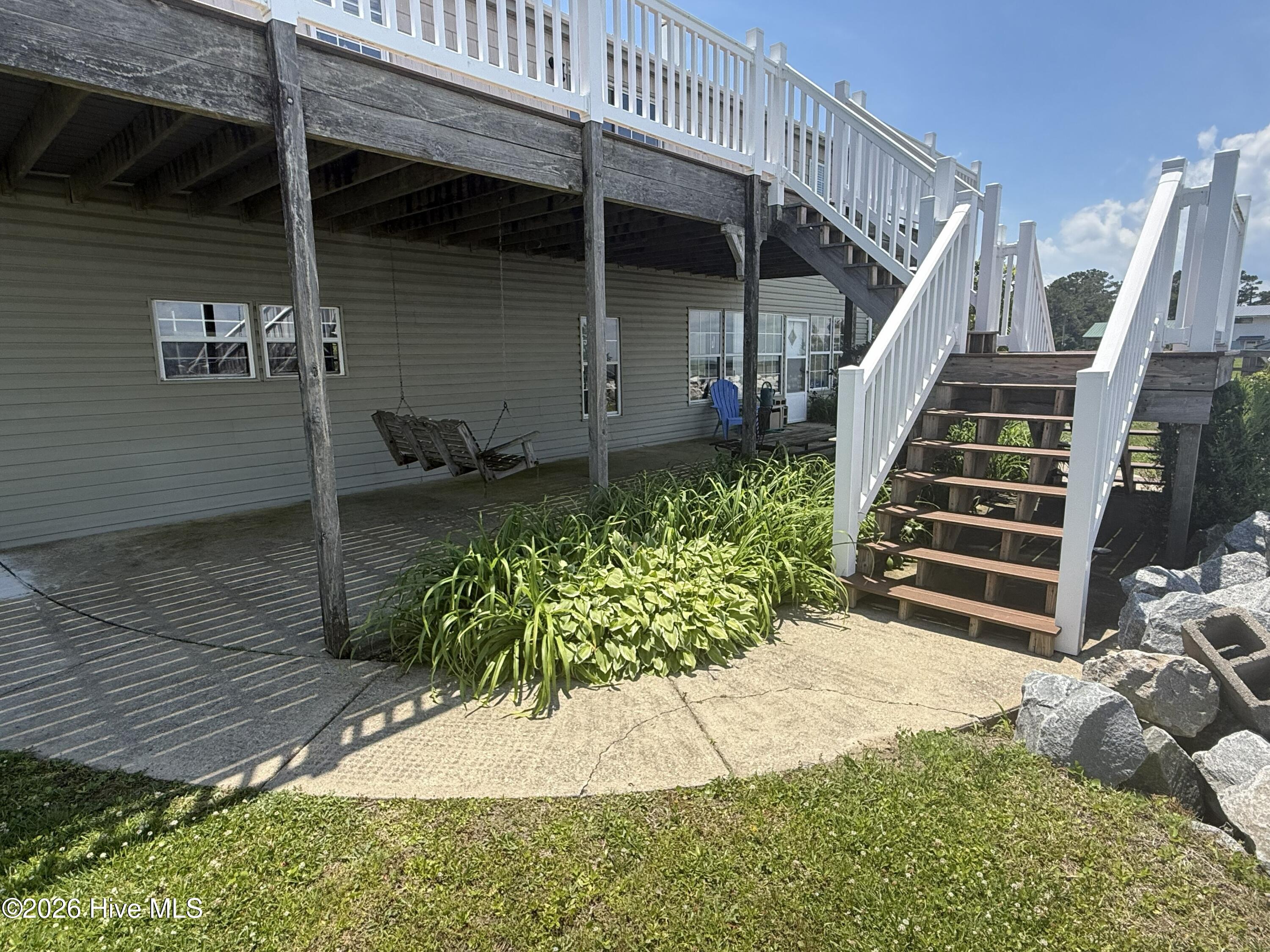 598 Beach Road Property Photo 12