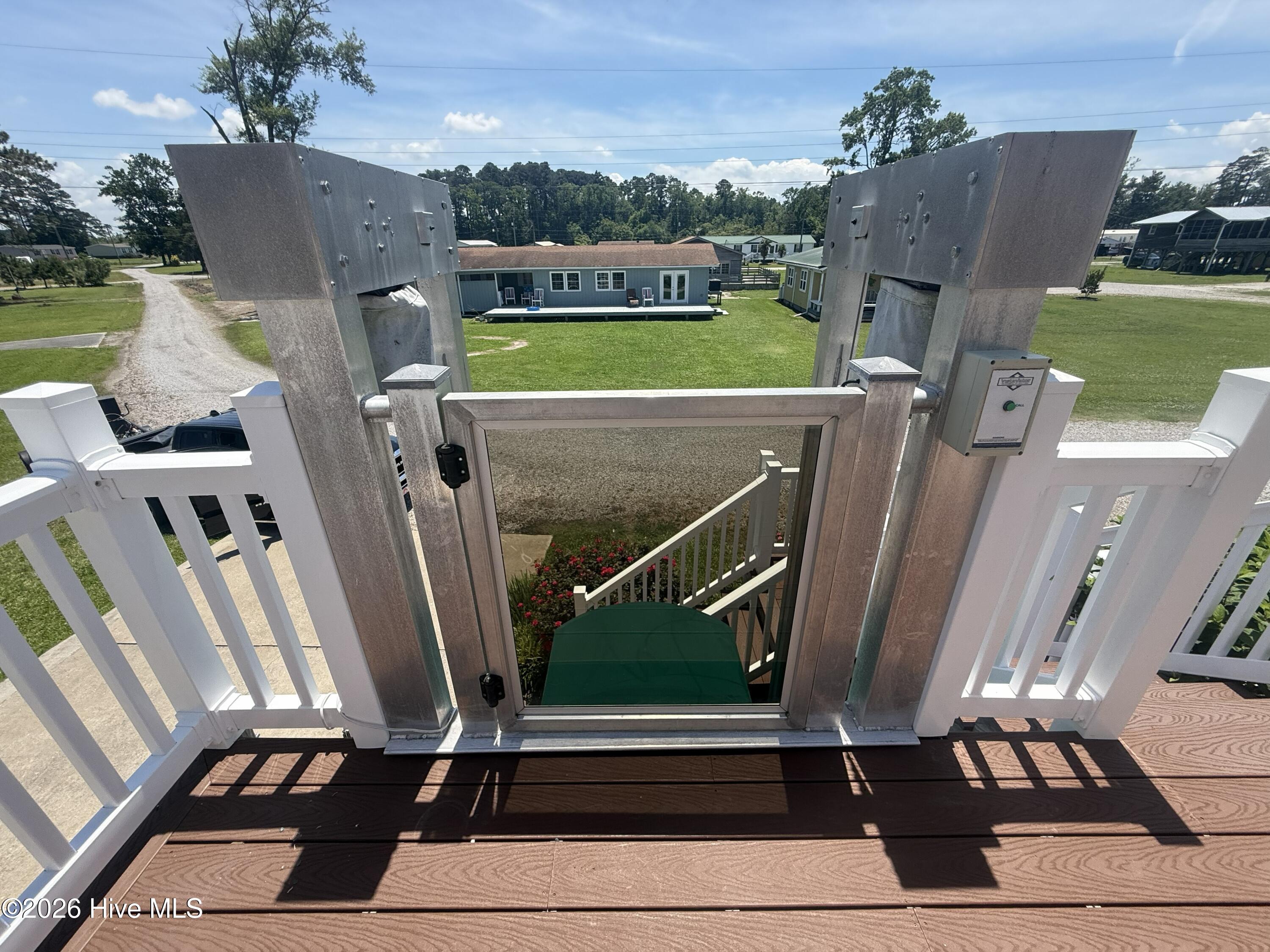 598 Beach Road Property Photo 23