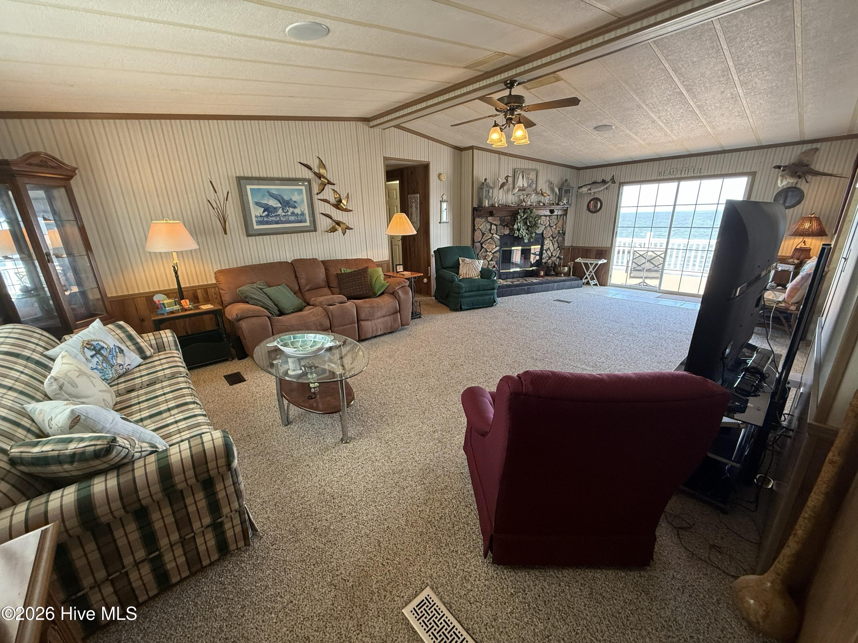 598 Beach Road Property Photo 29