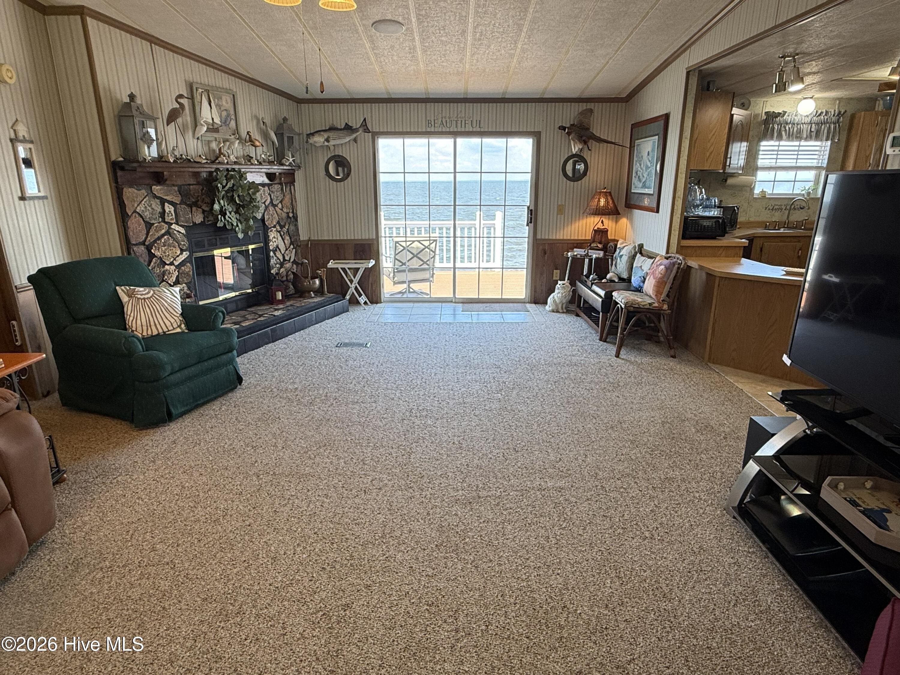 598 Beach Road Property Photo 32