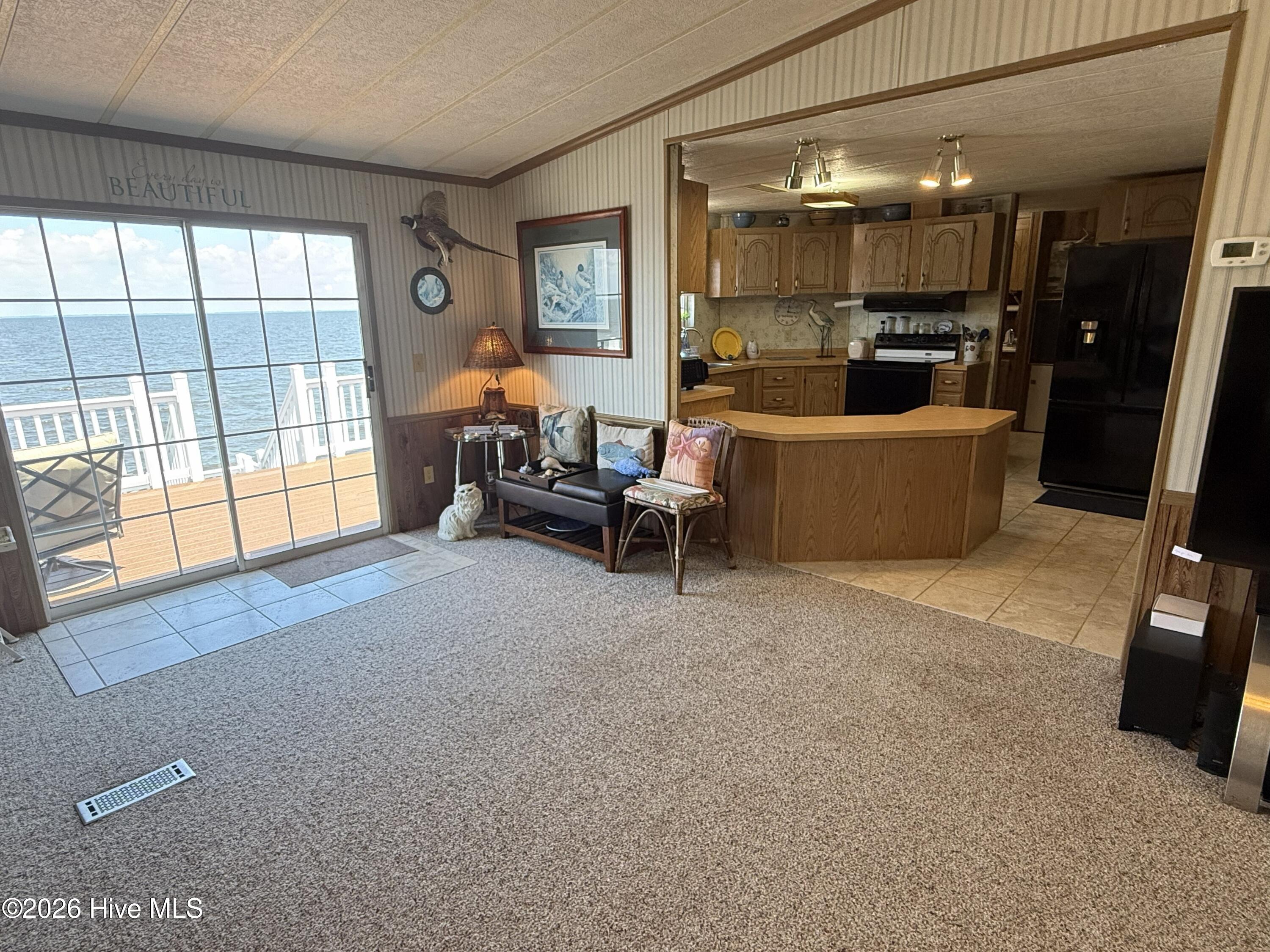598 Beach Road Property Photo 36