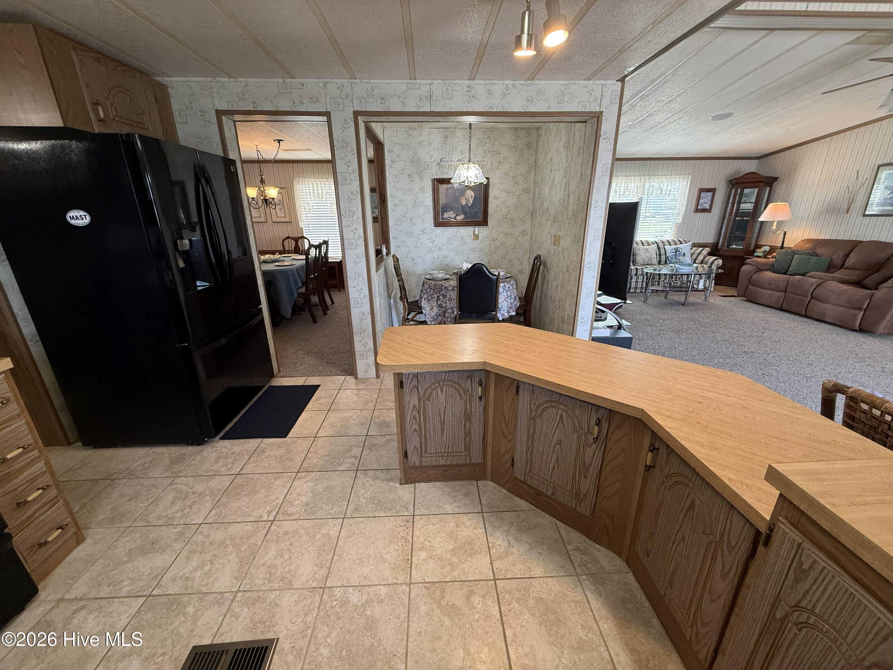 598 Beach Road Property Photo 44
