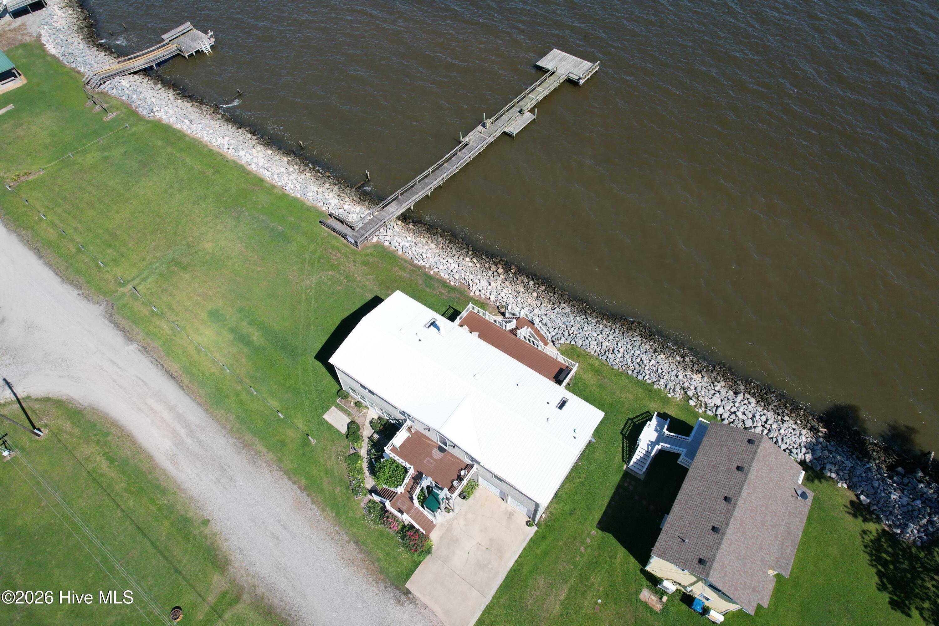 598 Beach Road Property Photo 92
