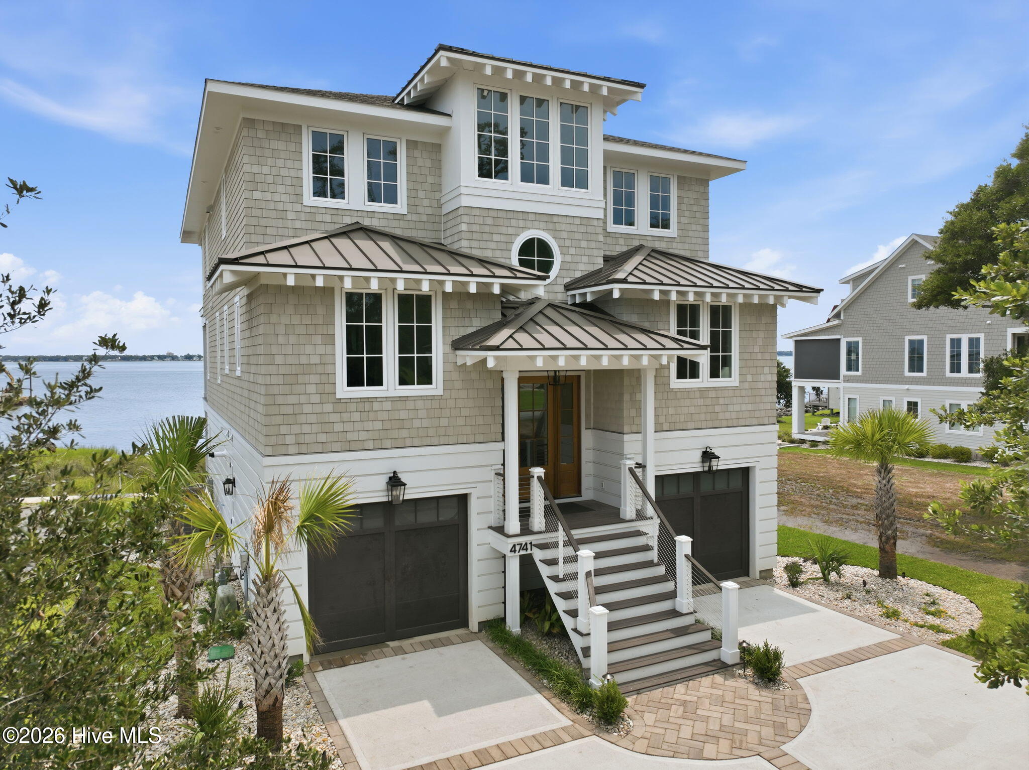 4741 S Shore Drive Property Photo 2