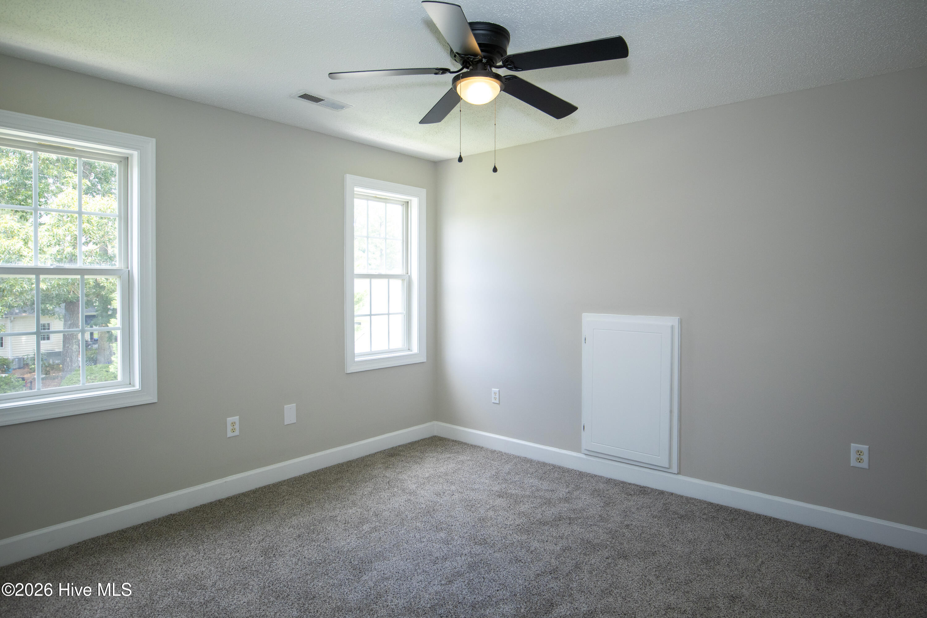 3715 Martha Lane N Property Photo 30
