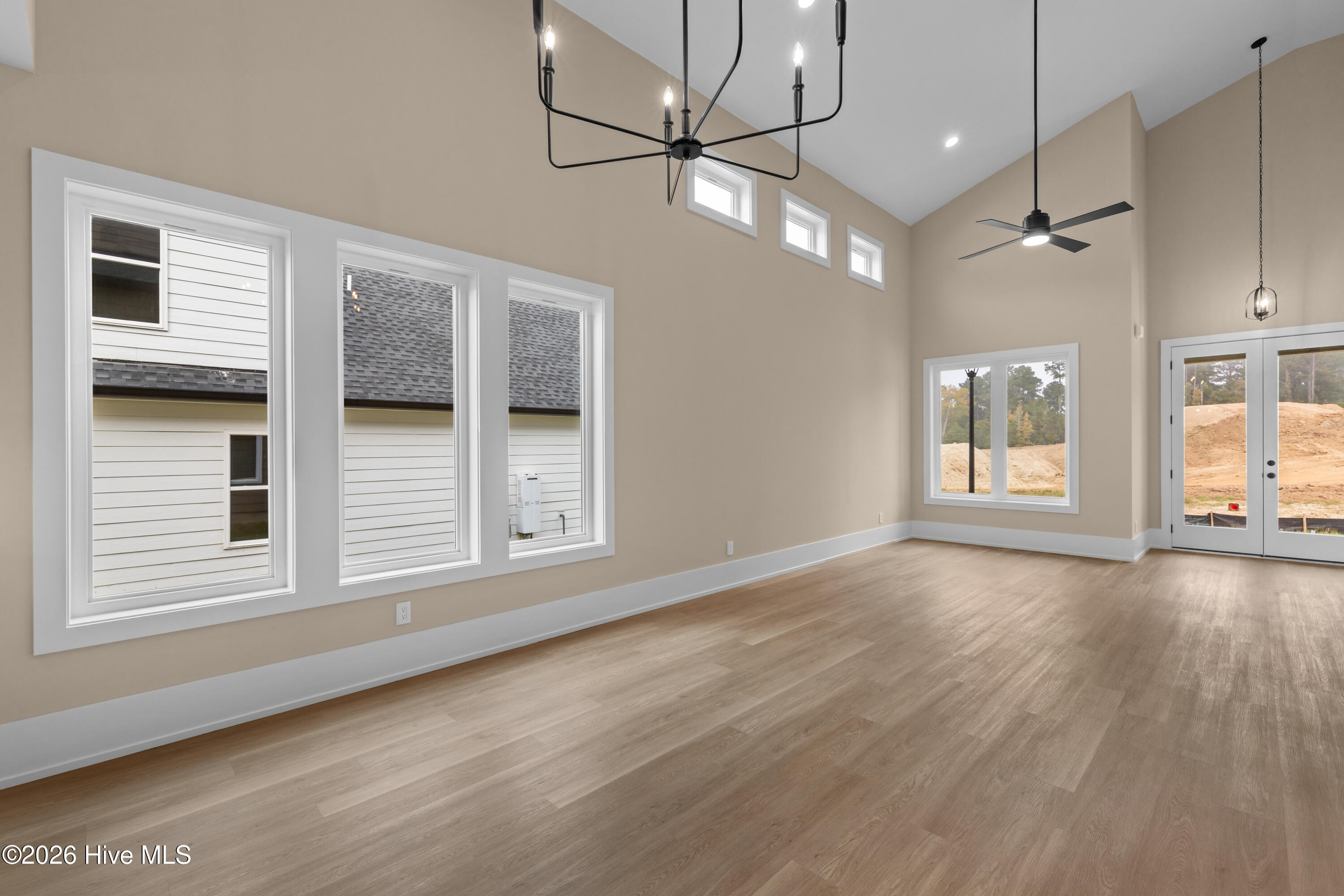 729 Ronaldsay Road Property Photo 14