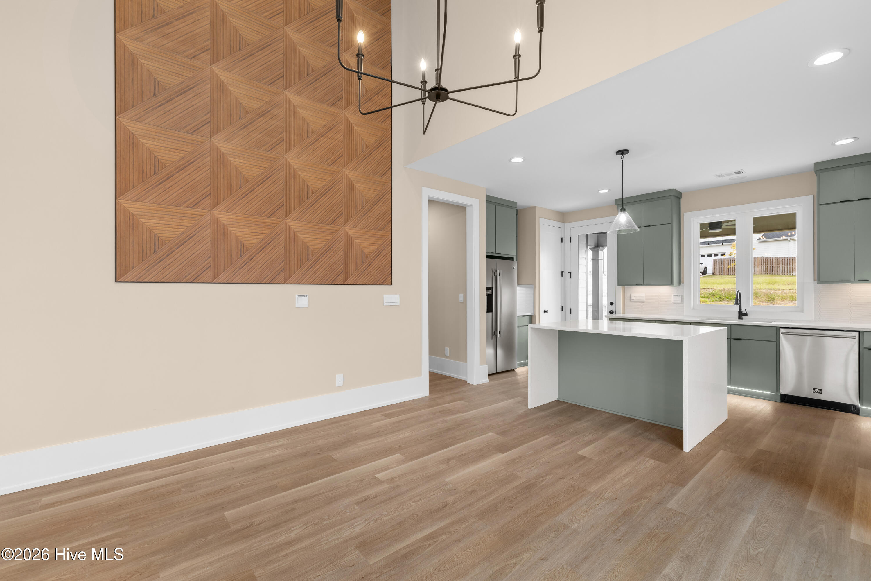 729 Ronaldsay Road Property Photo 15