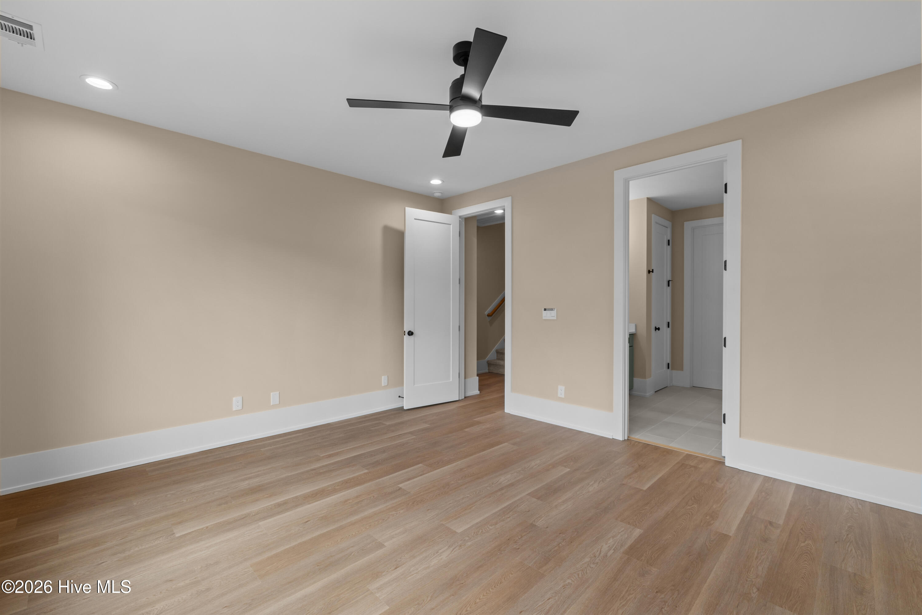 729 Ronaldsay Road Property Photo 27