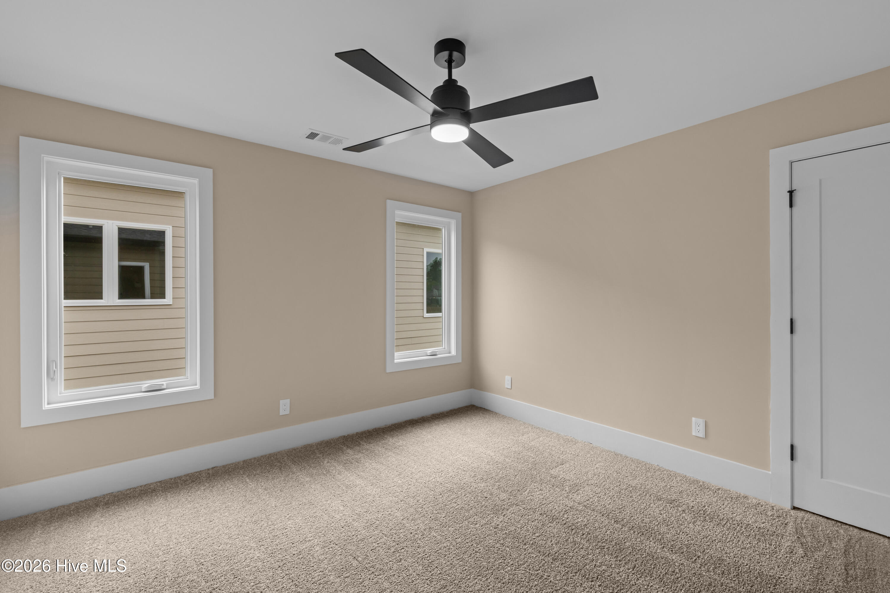 729 Ronaldsay Road Property Photo 34