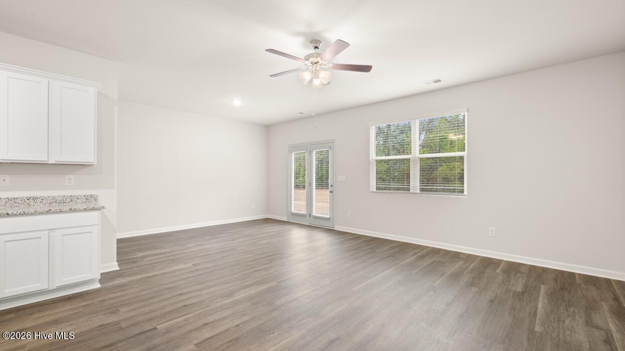 4318 Newland Street Property Photo 8