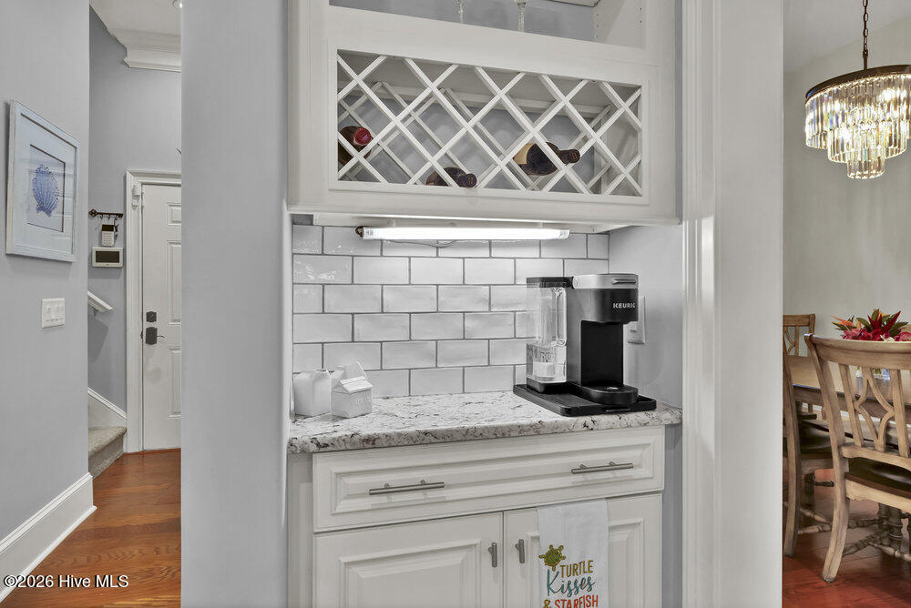 3807 Ridge Crest Drive Property Photo 23