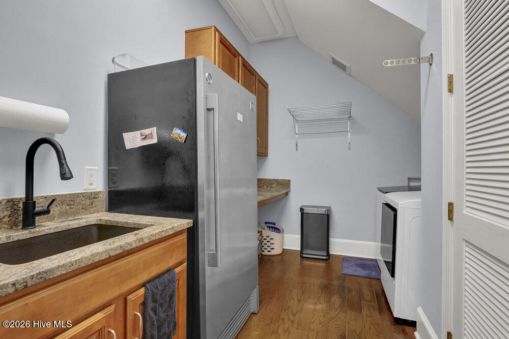 3807 Ridge Crest Drive Property Photo 25
