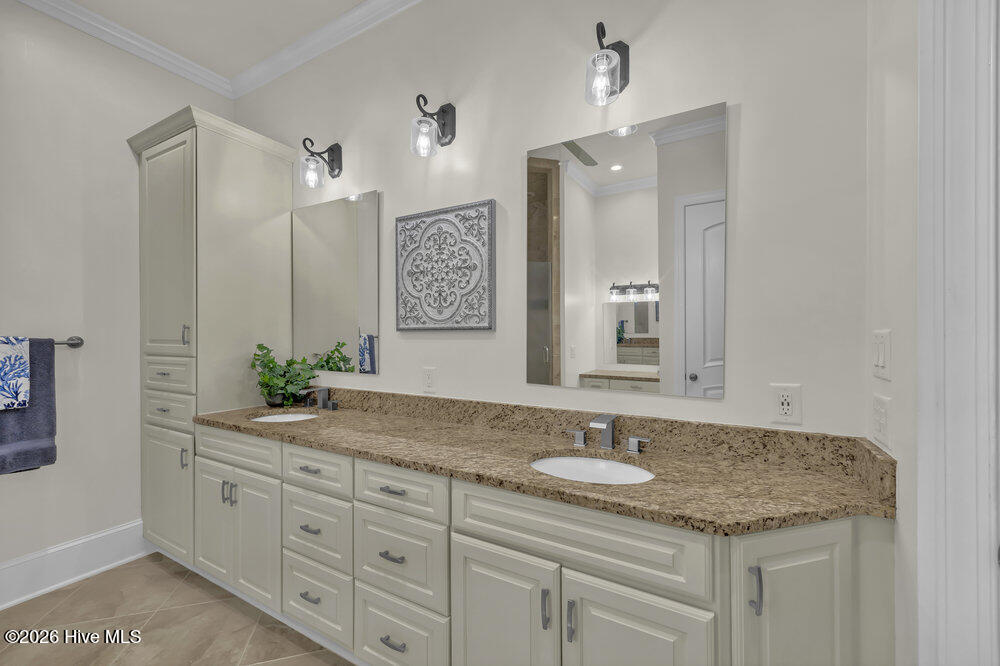3807 Ridge Crest Drive Property Photo 27