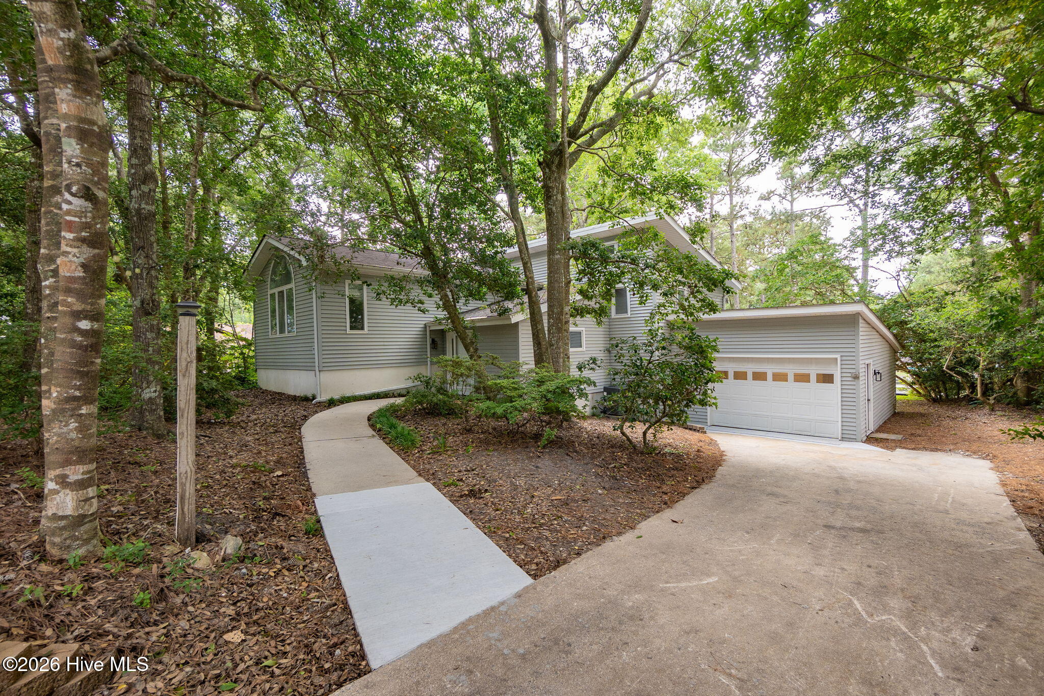 121 White Ash Drive Property Photo 1