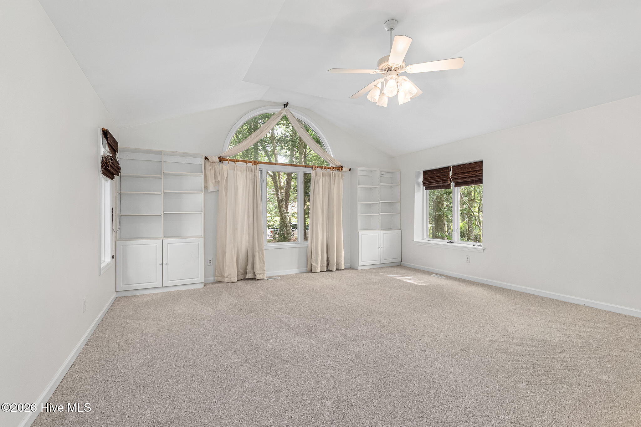 121 White Ash Drive Property Photo 28
