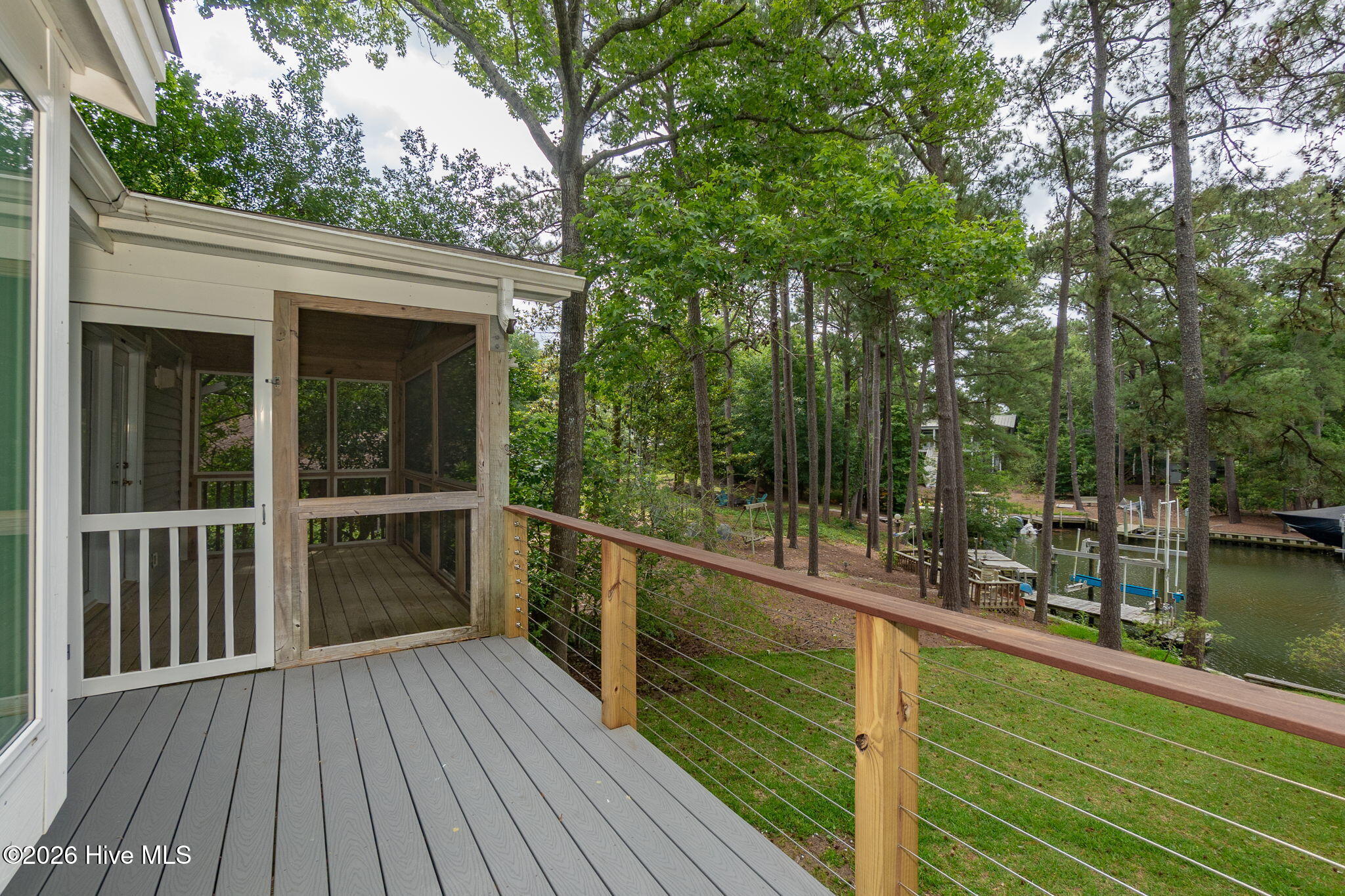 121 White Ash Drive Property Photo 29