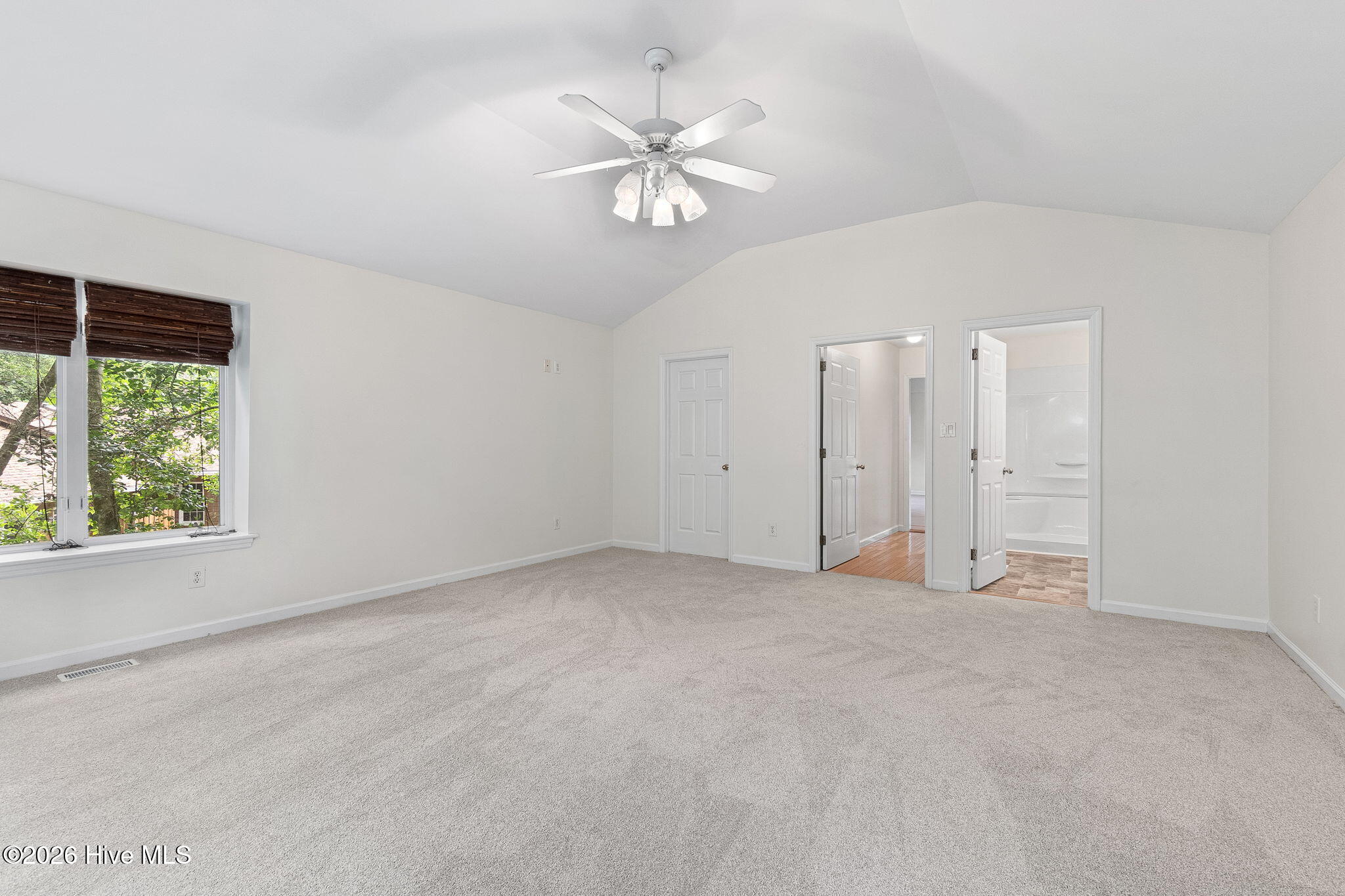 121 White Ash Drive Property Photo 33