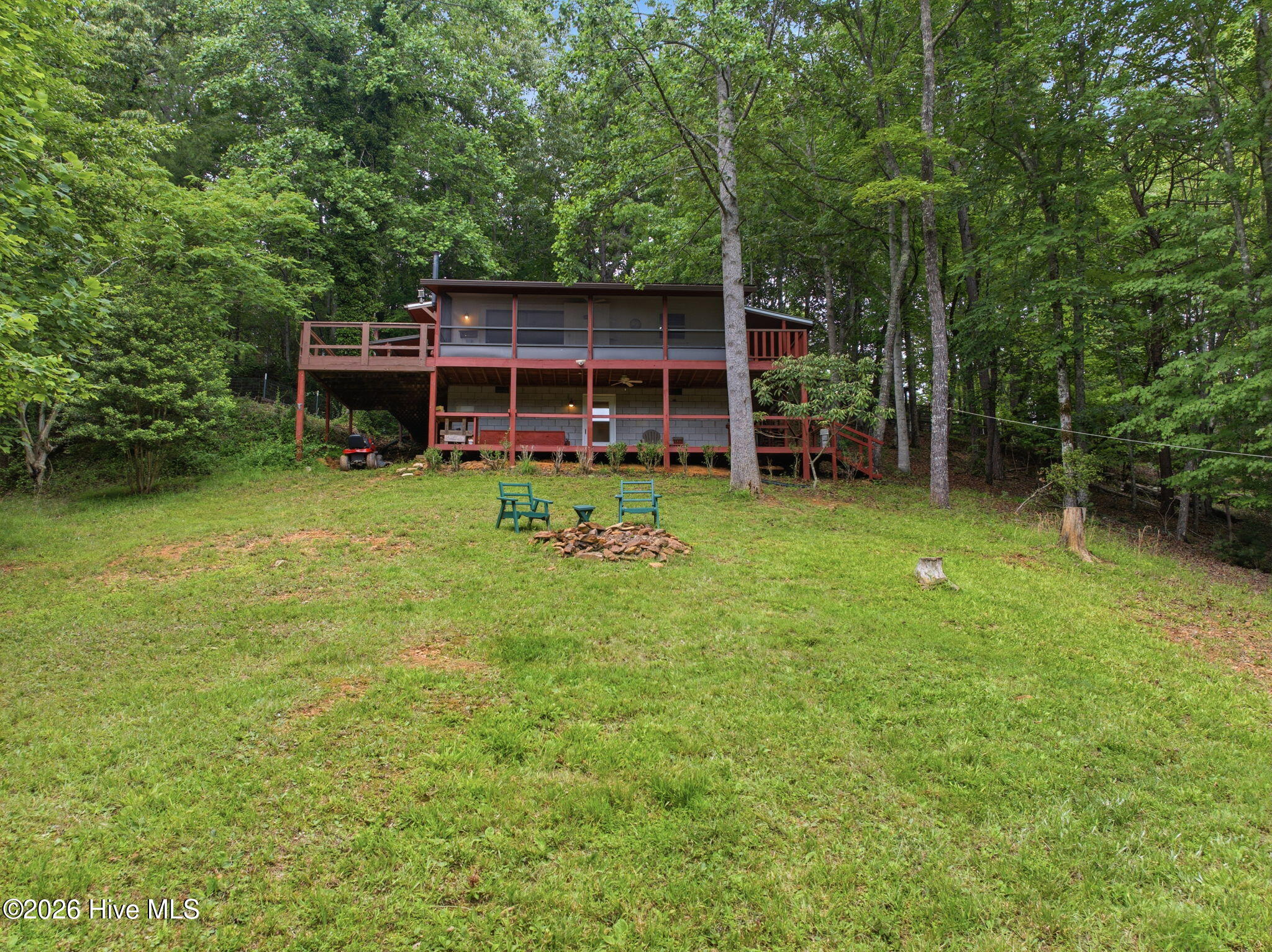 158 Mountain Stream Road Property Photo 2