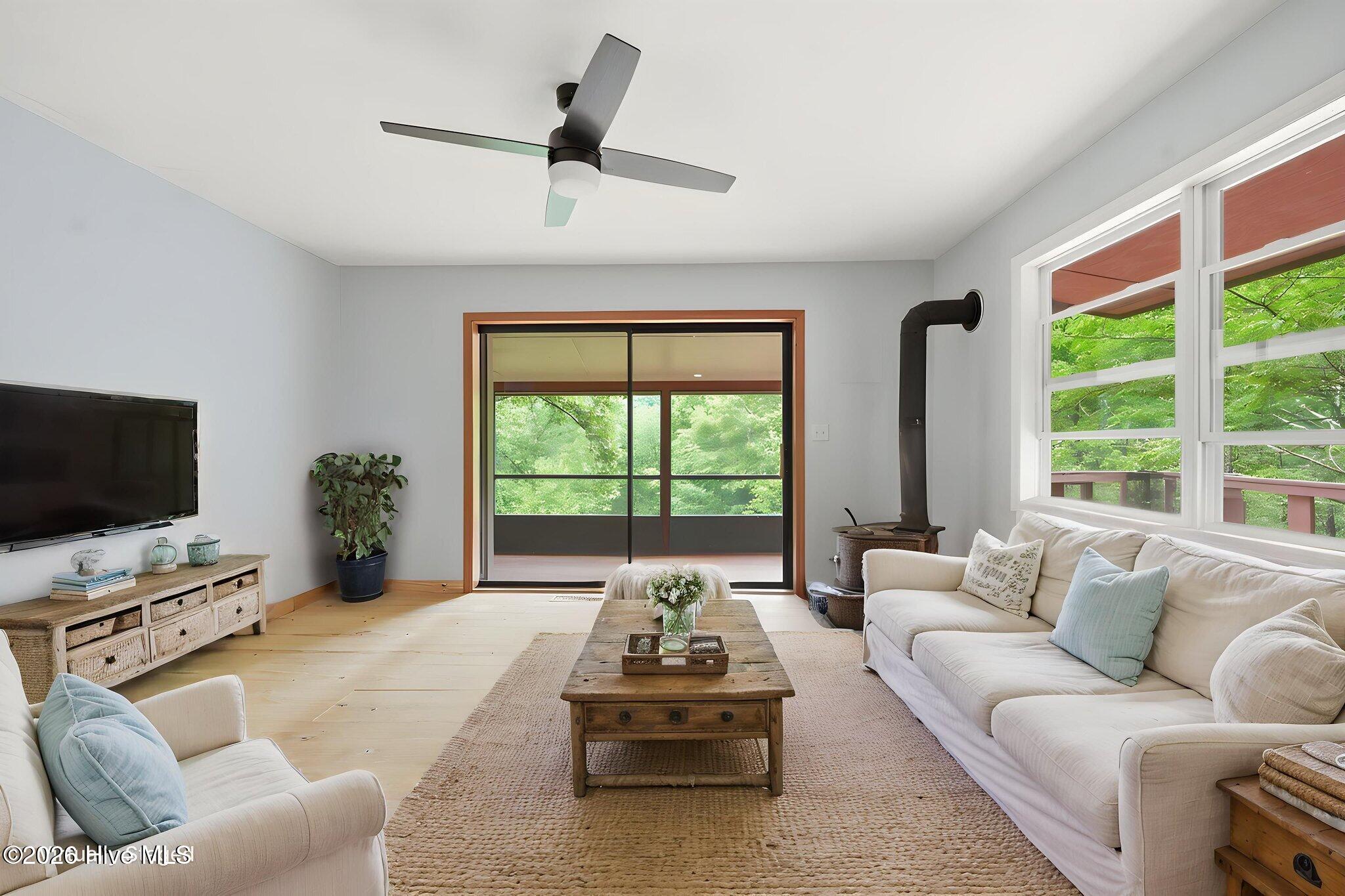 158 Mountain Stream Road Property Photo 12