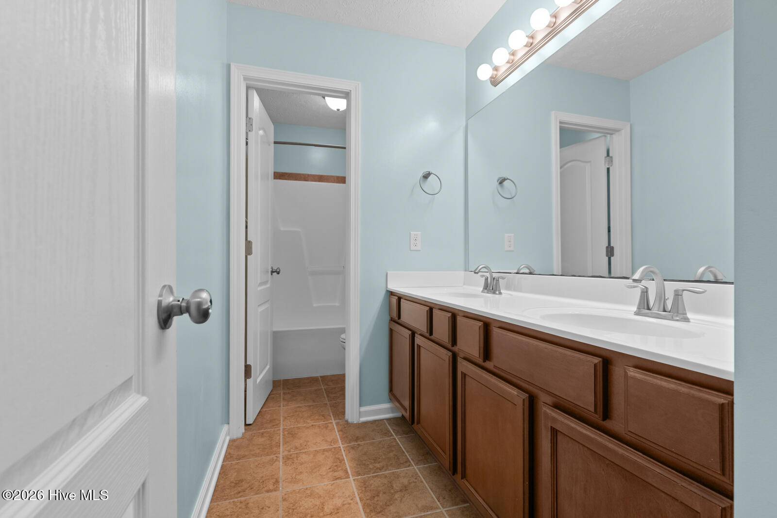 111 Cypress Manor Court Property Photo 36