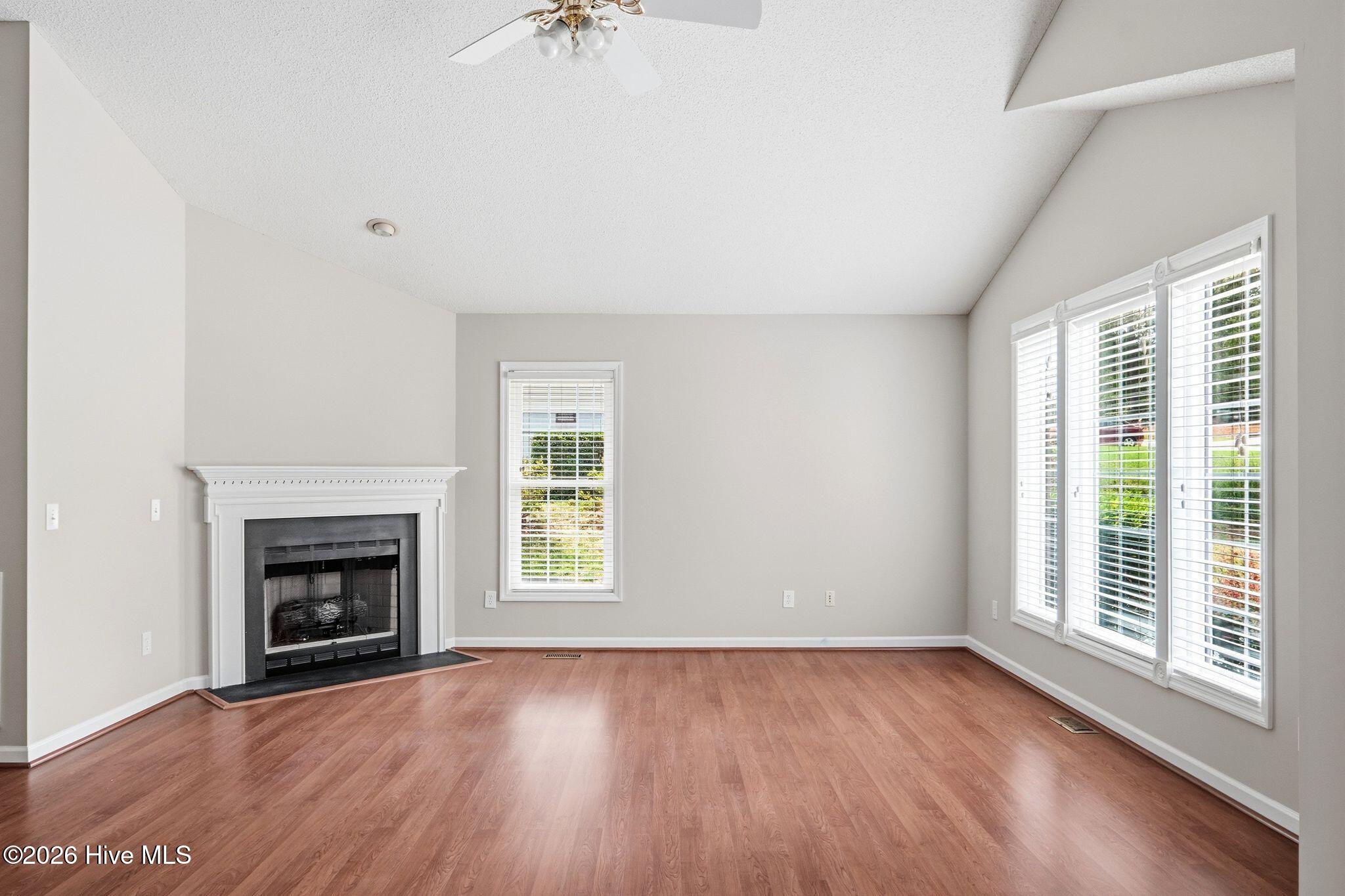 245 Wheeling Drive Property Photo 5