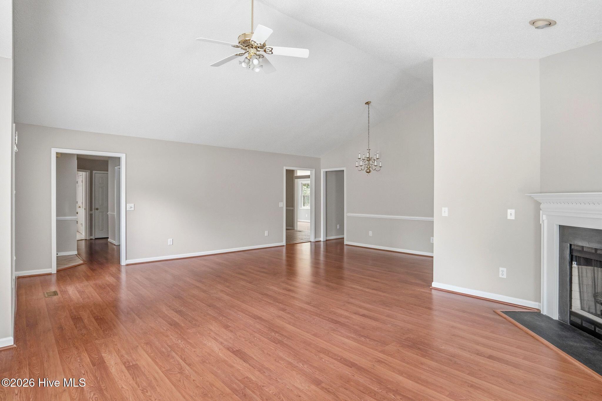 245 Wheeling Drive Property Photo 7