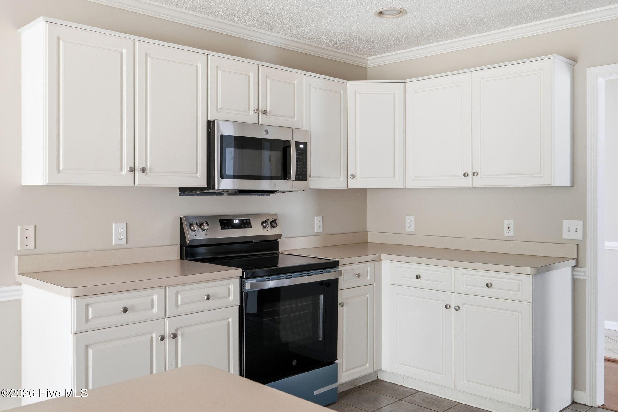 245 Wheeling Drive Property Photo 13