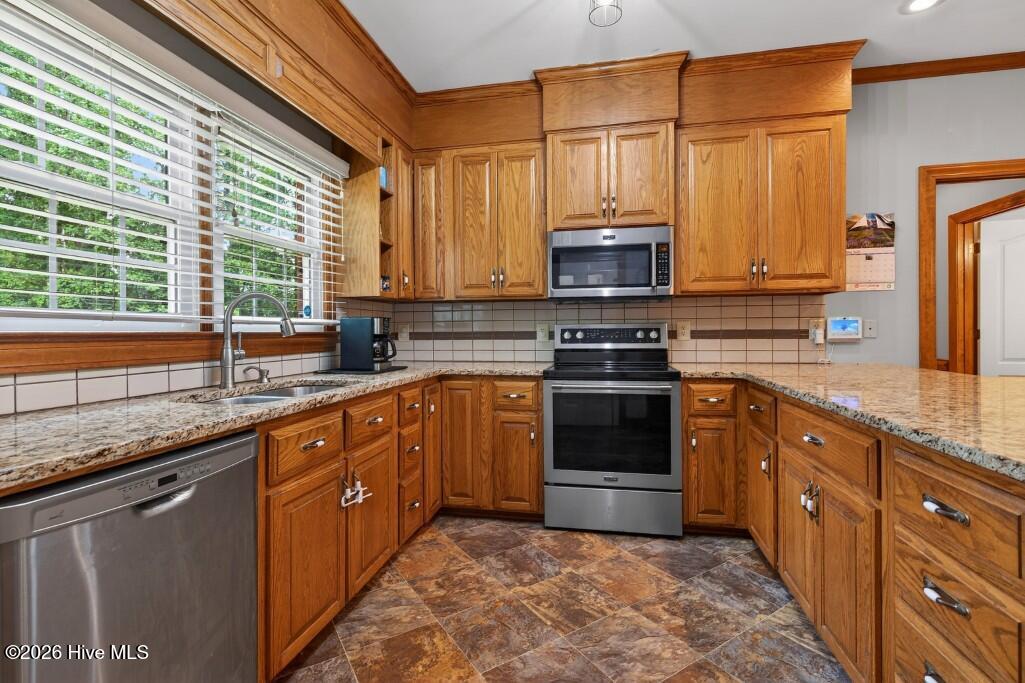 2111 Hunt Hill Place Property Photo 9