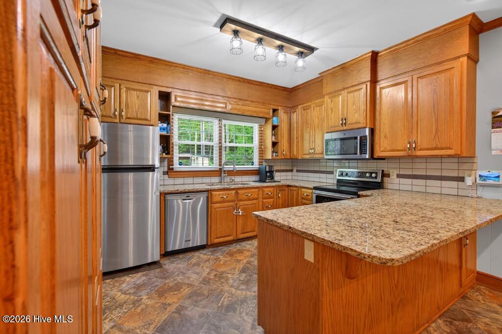 2111 Hunt Hill Place Property Photo 10