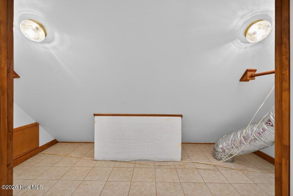 2111 Hunt Hill Place Property Photo 27