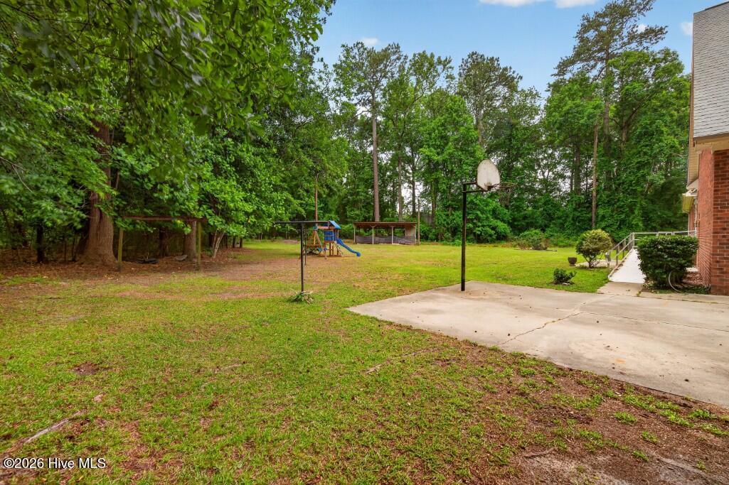 2111 Hunt Hill Place Property Photo 32