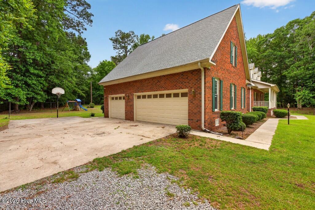 2111 Hunt Hill Place Property Photo 33