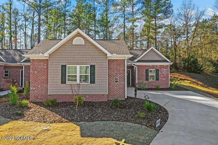800 Lighthorse Circle Property Photo 2