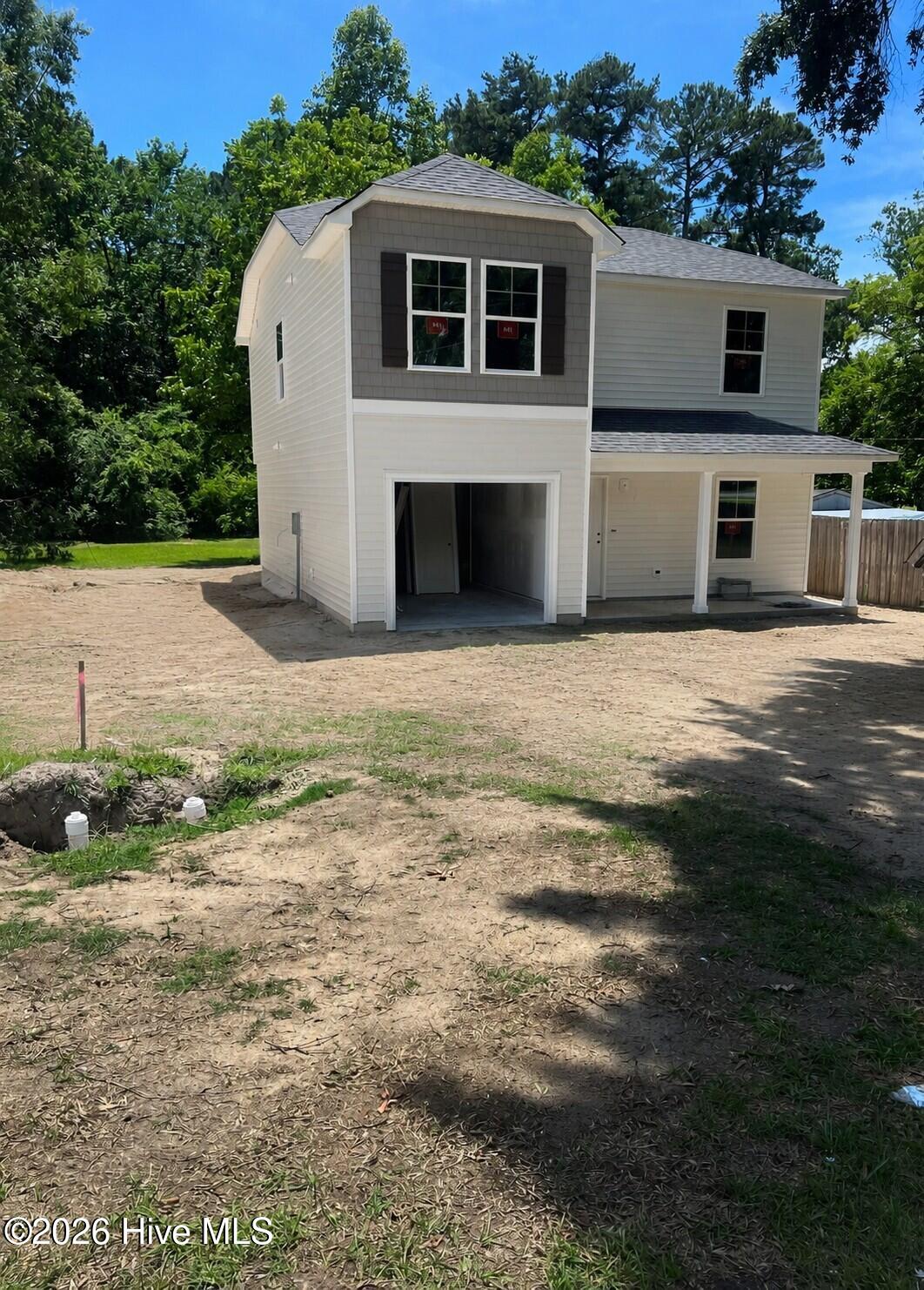 107 W Sater Street Property Photo 3