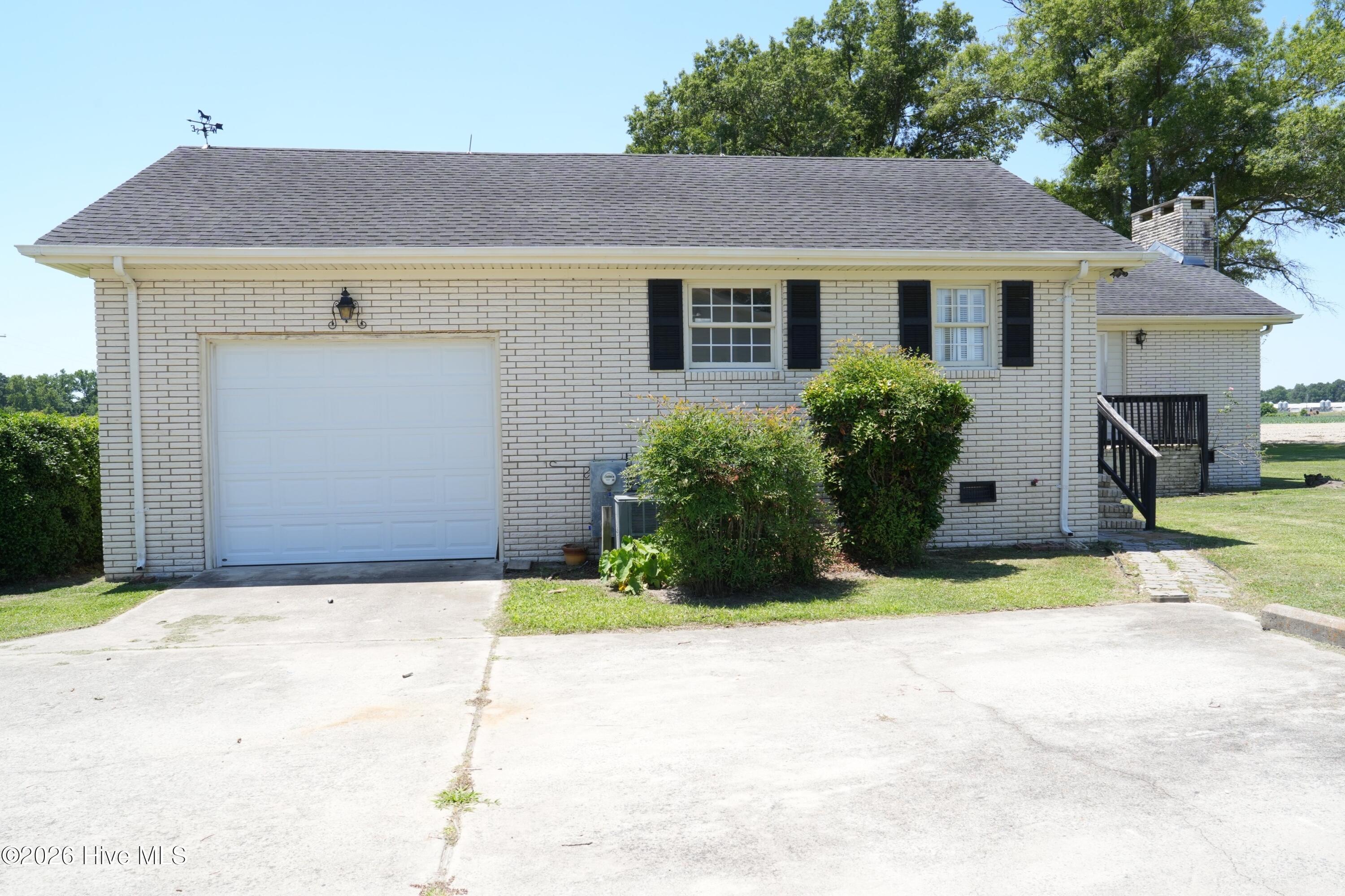 4556 Garland Highway Property Photo 3