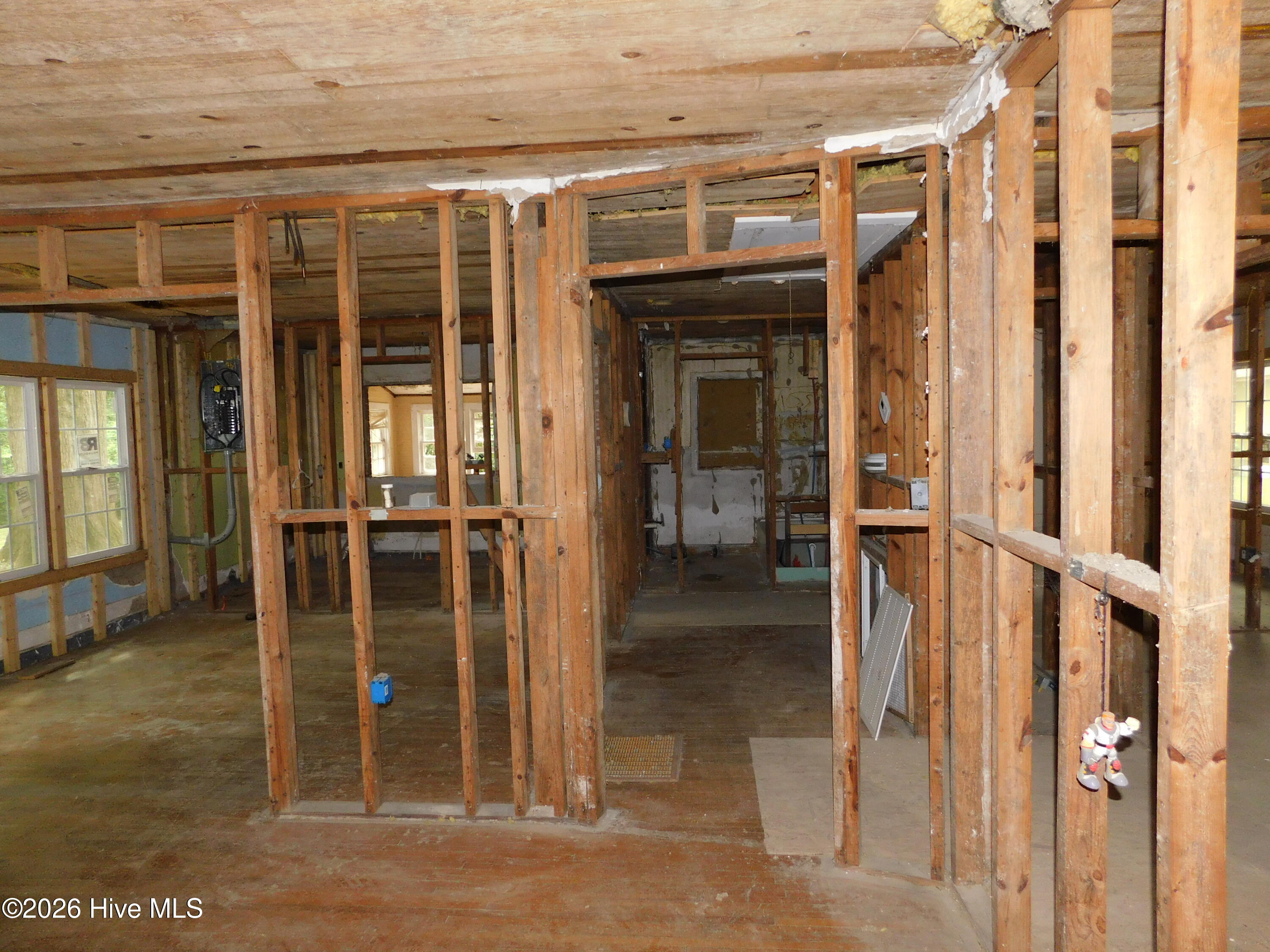 7 First Street Property Photo 9