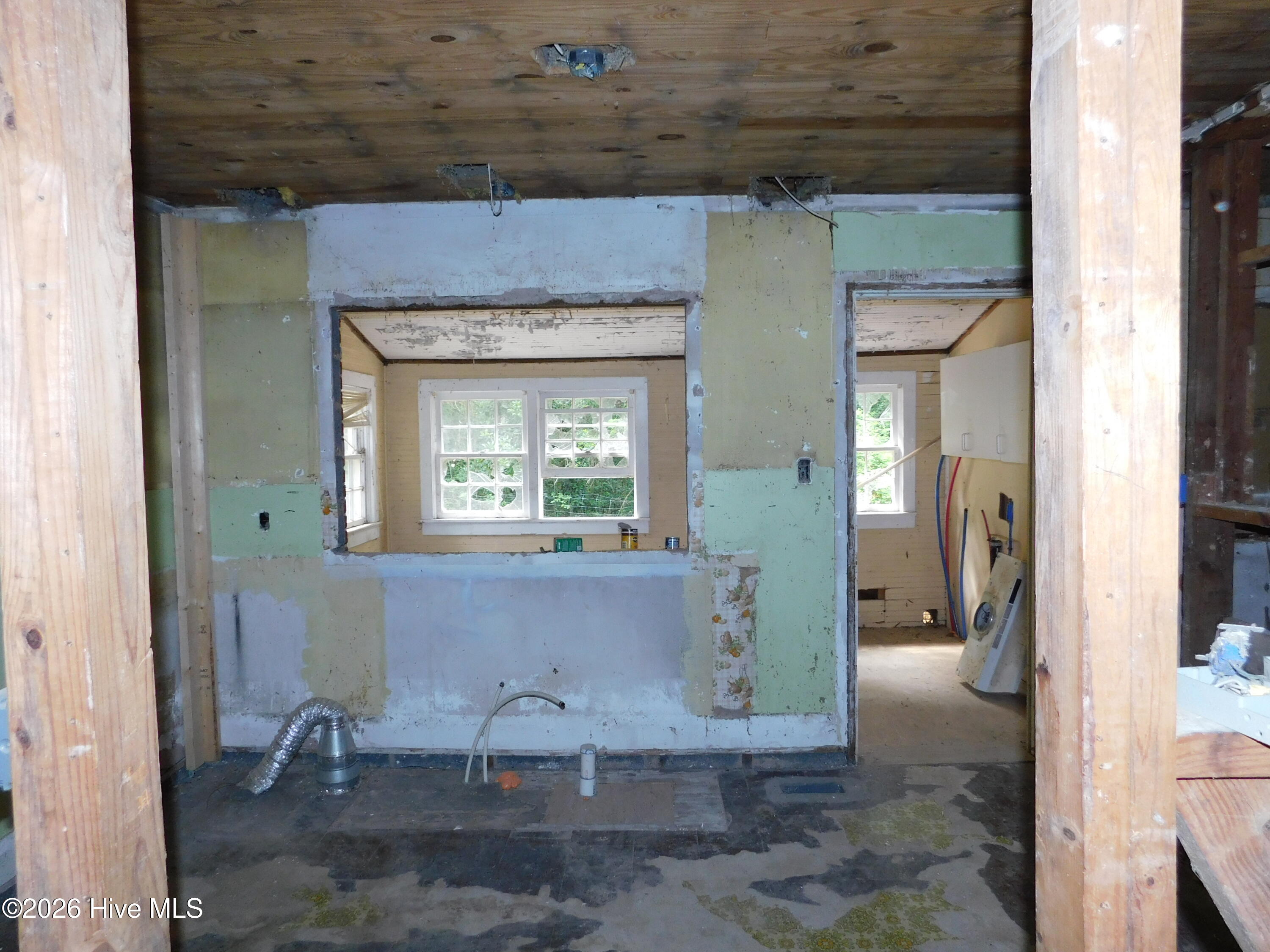 7 First Street Property Photo 11