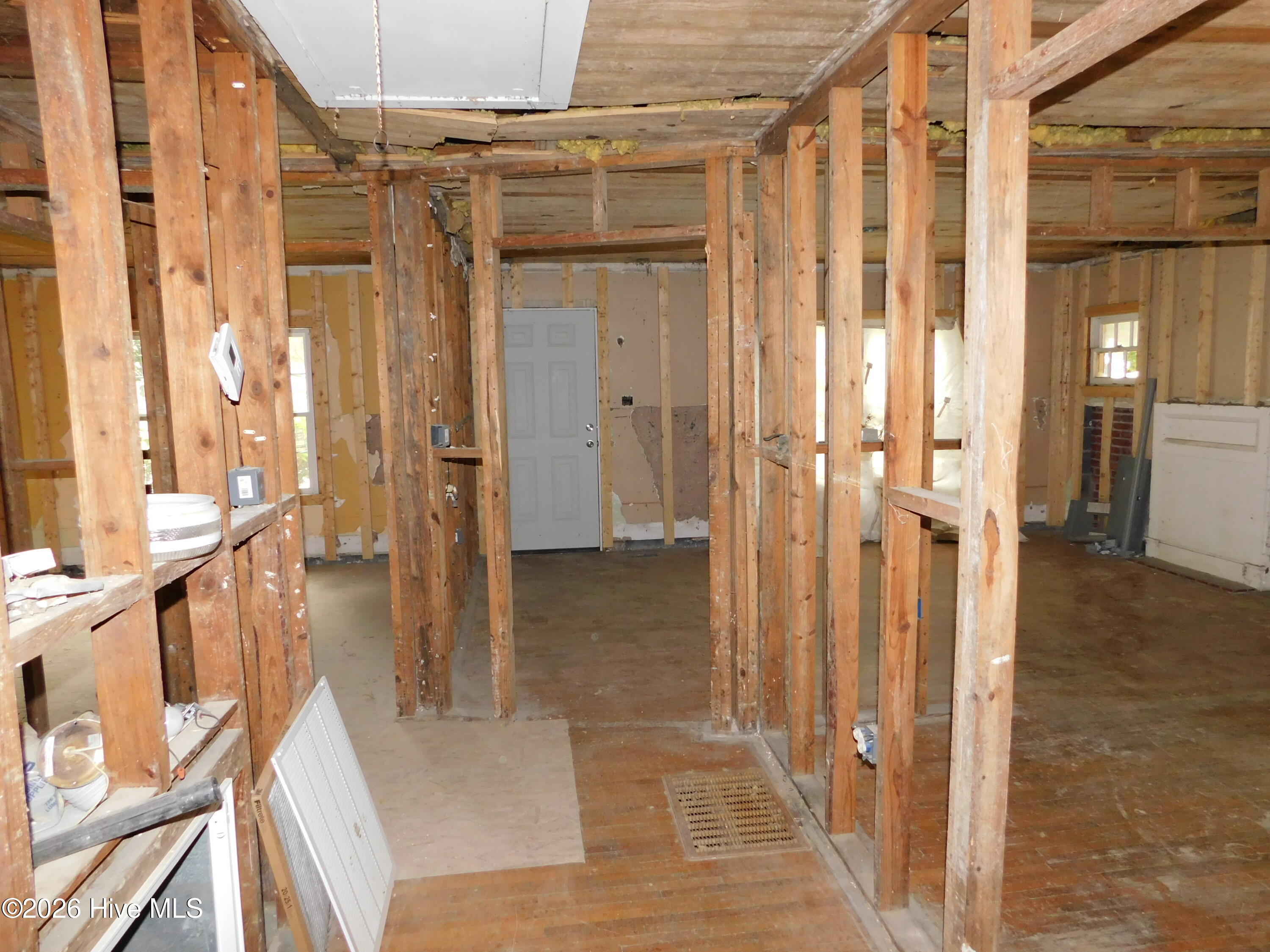 7 First Street Property Photo 18