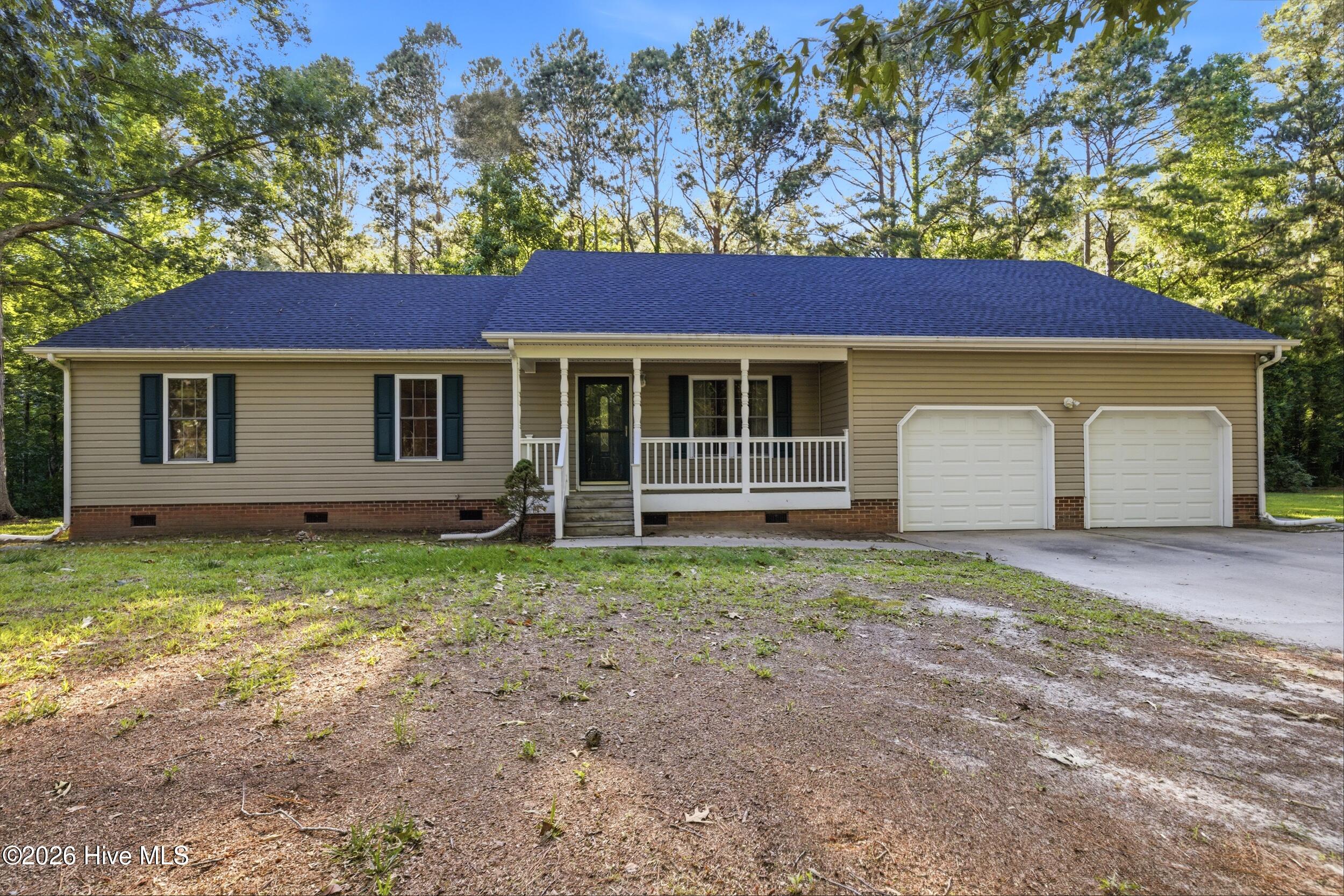104 Robin Drive Property Photo 1