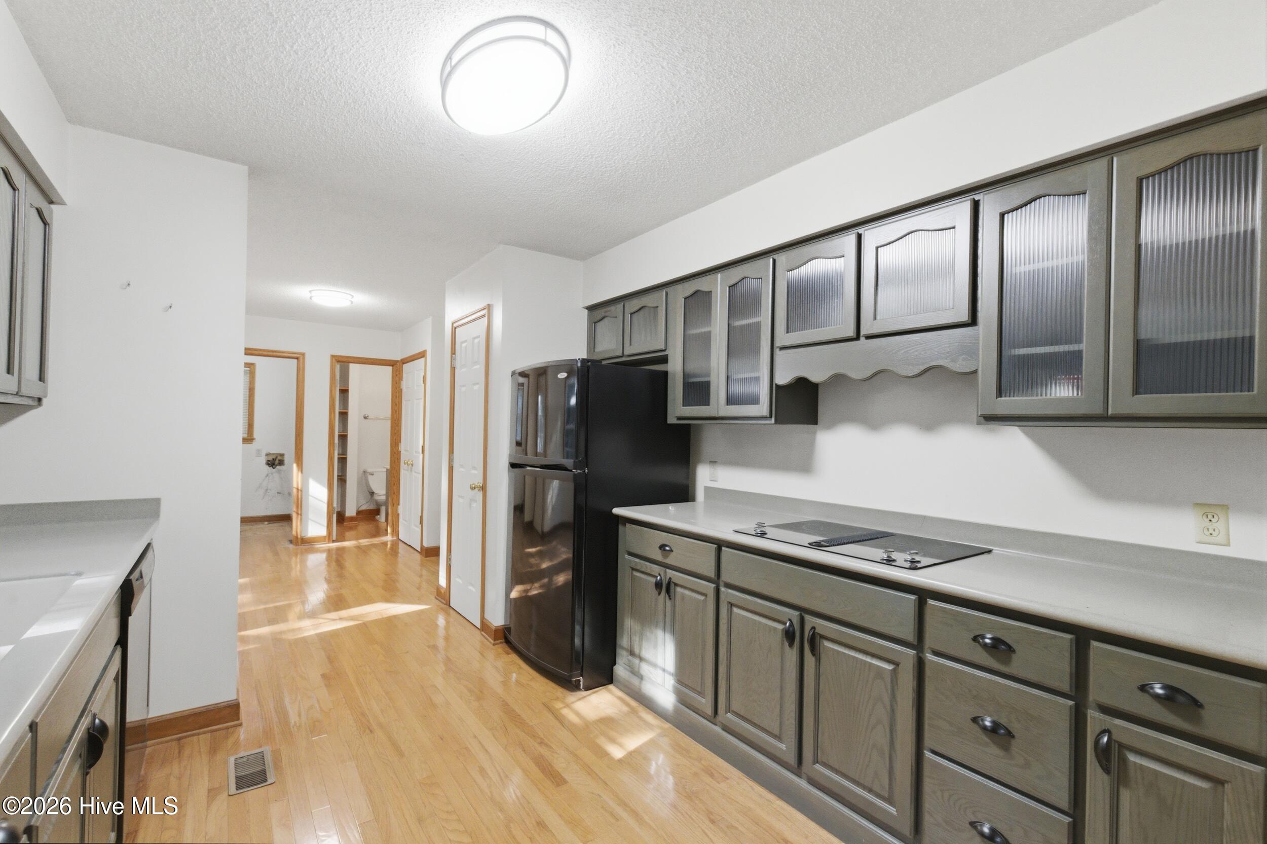 104 Robin Drive Property Photo 8