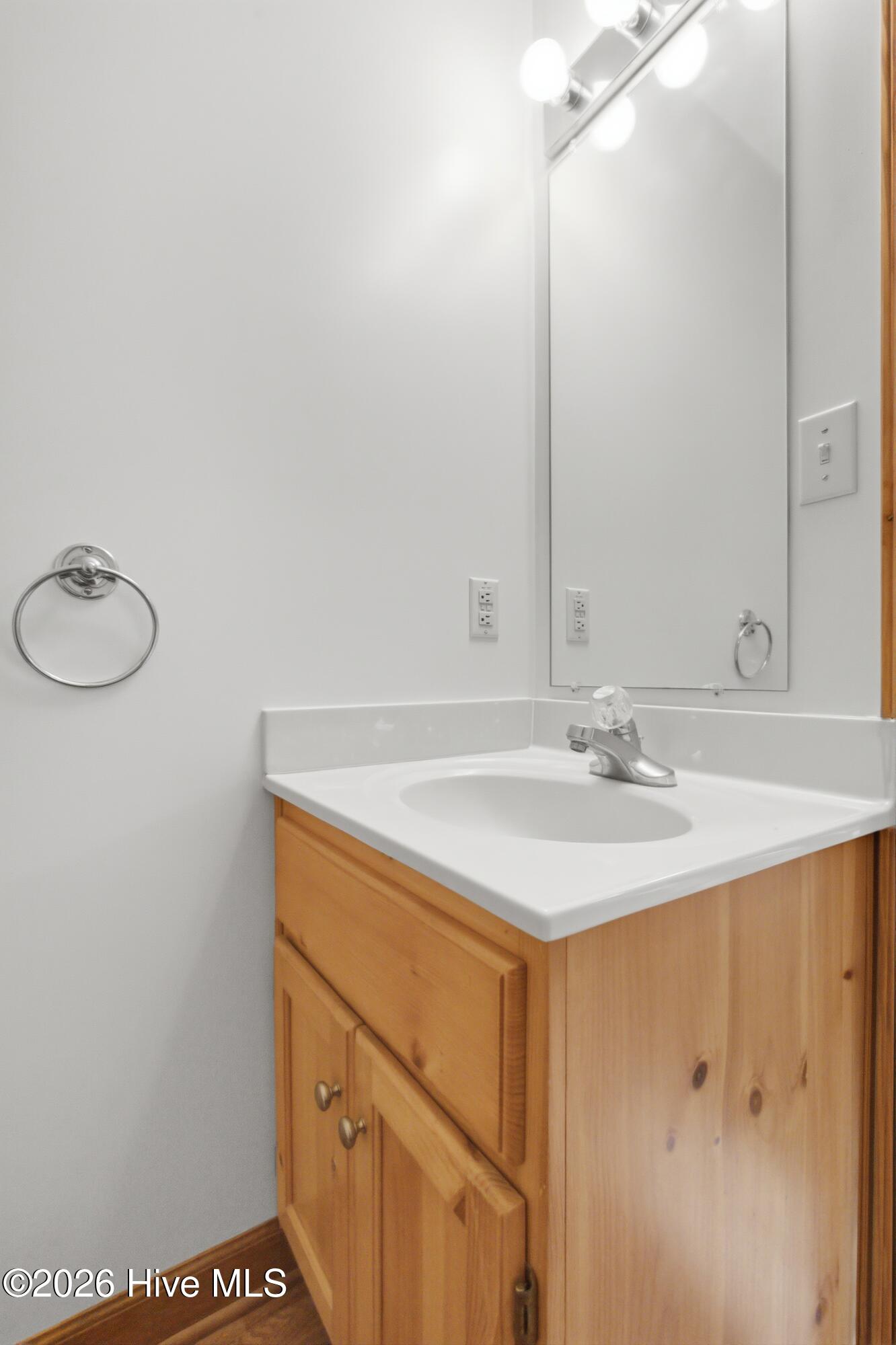 104 Robin Drive Property Photo 12