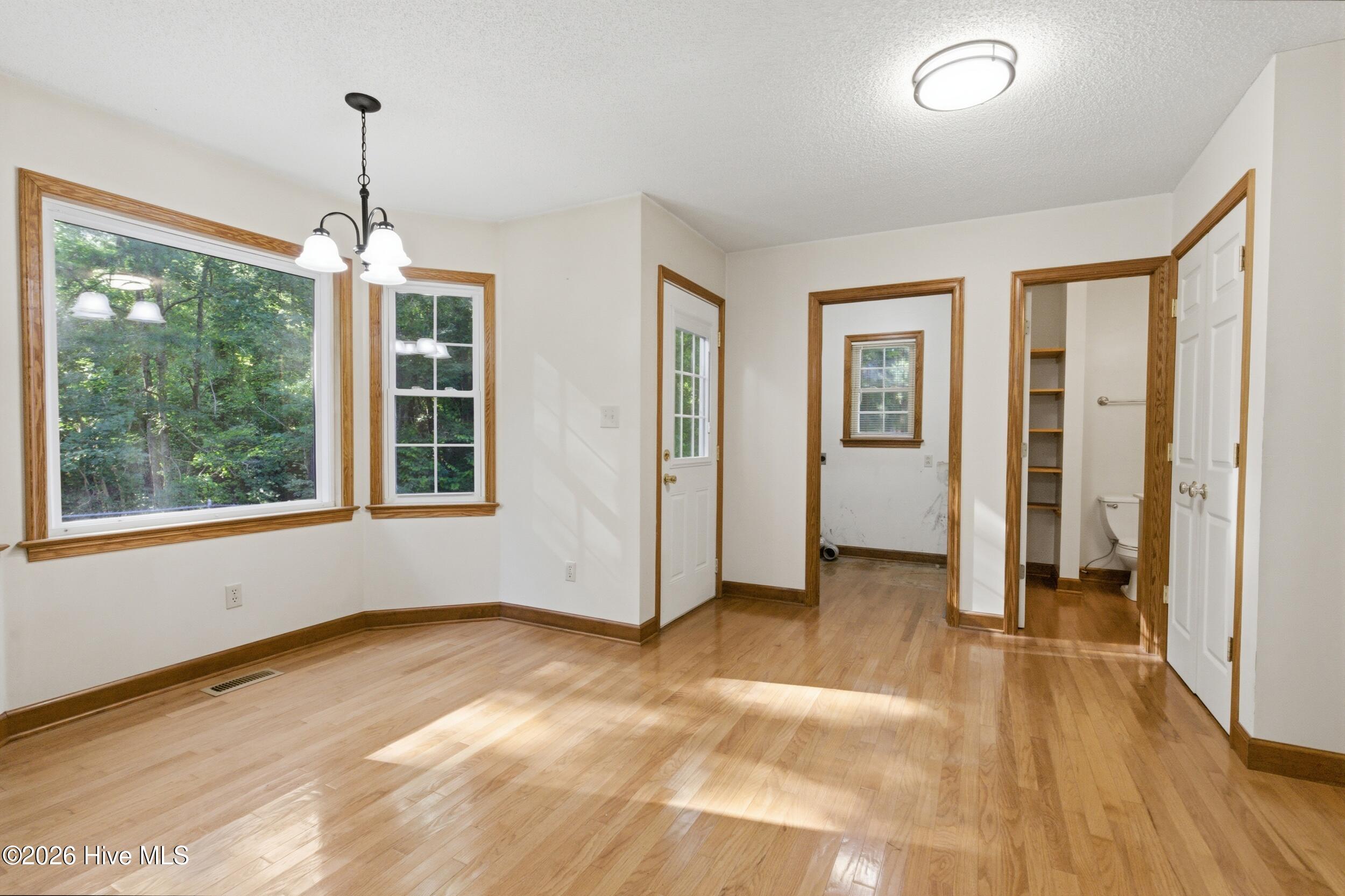 104 Robin Drive Property Photo 16