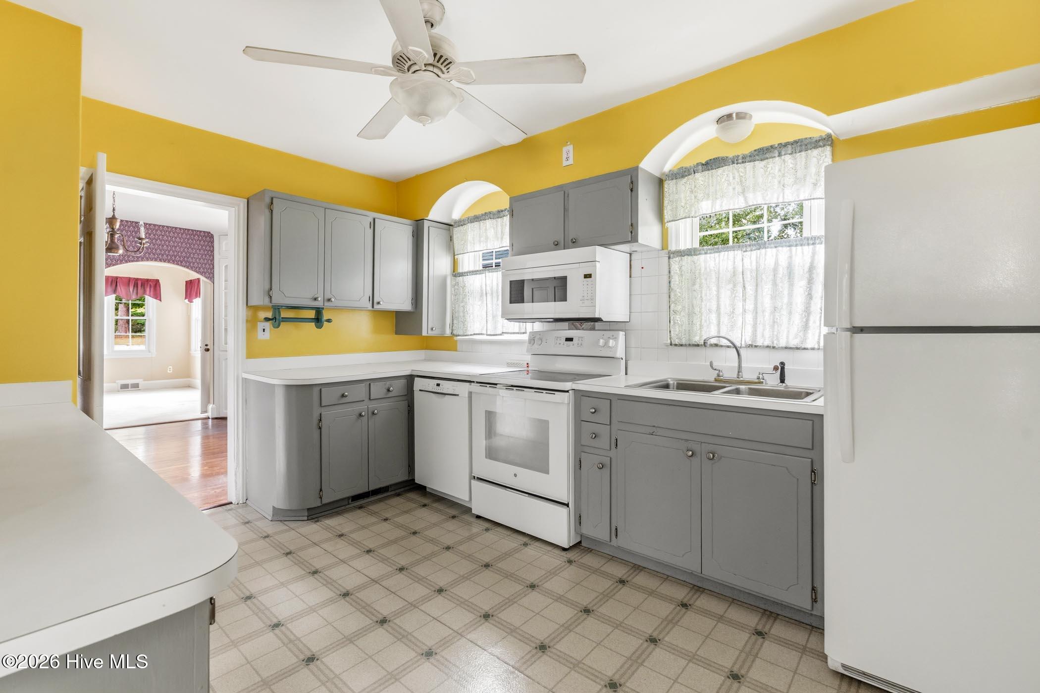 523 Anson Avenue Property Photo 4
