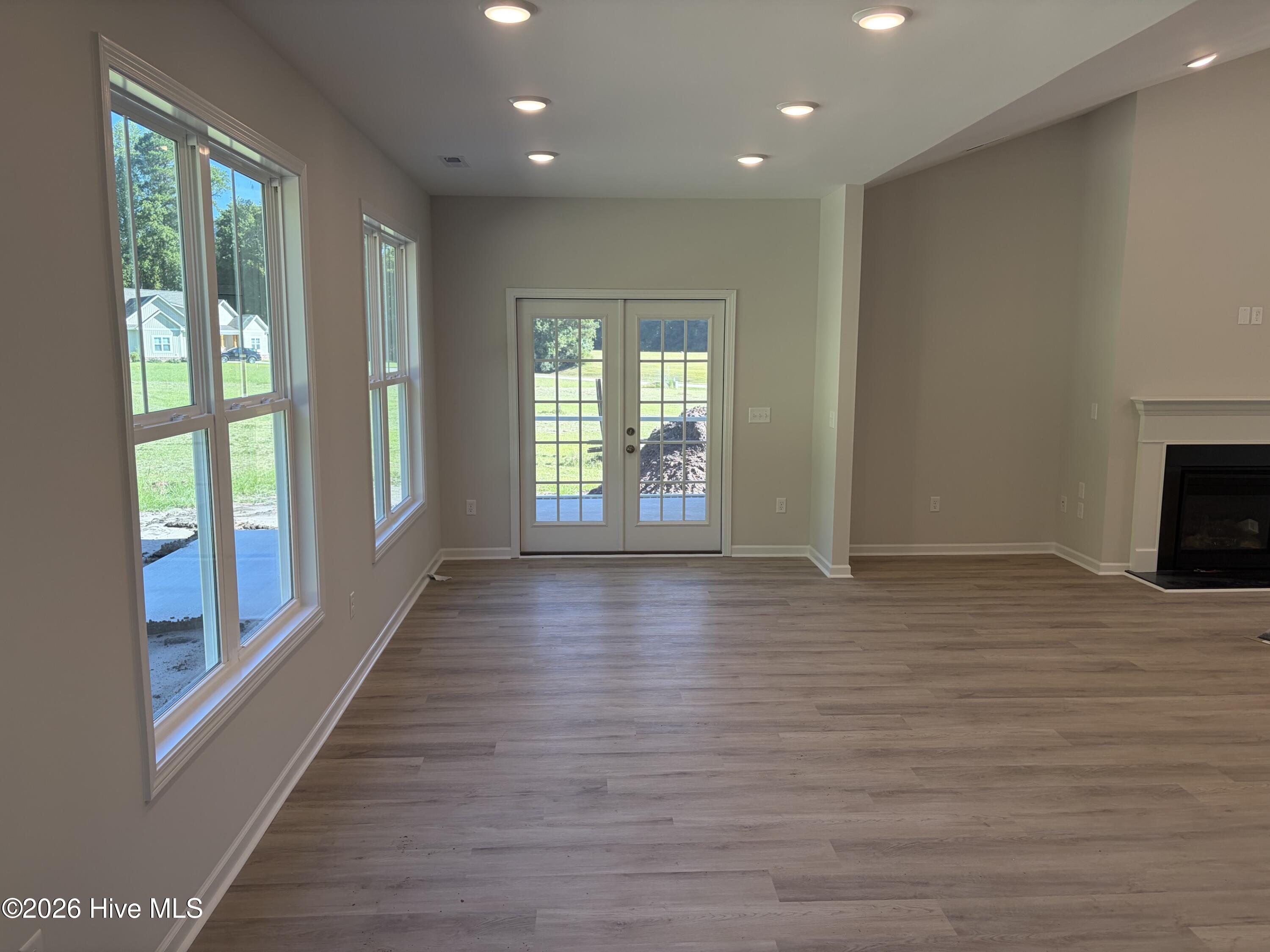 63 Waterfall Lane Property Photo 5