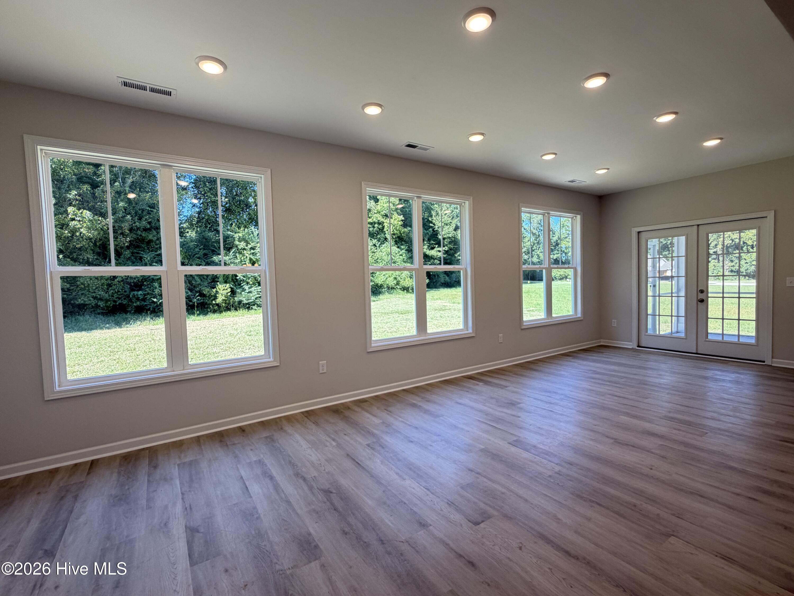63 Waterfall Lane Property Photo 8