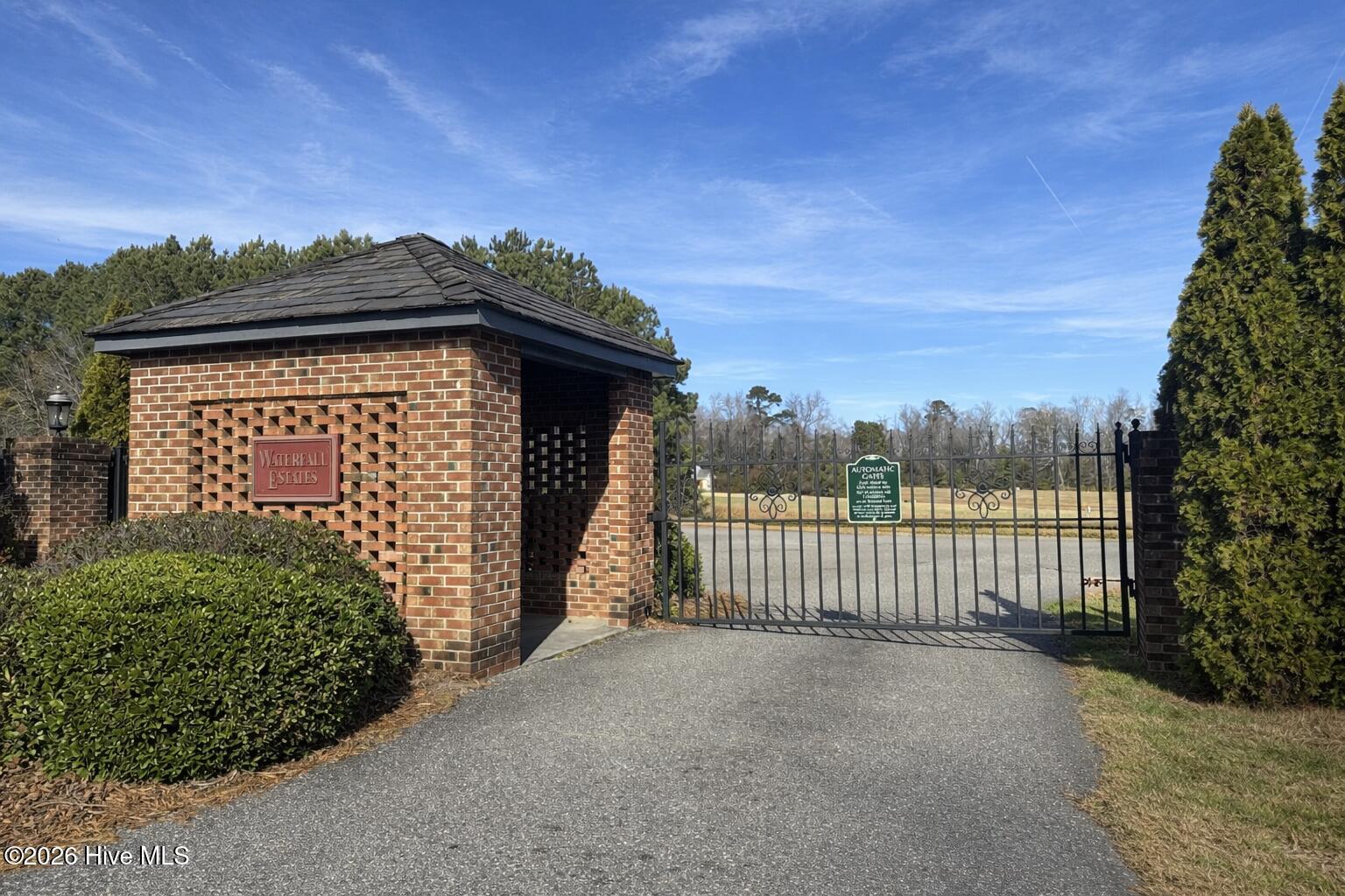 63 Waterfall Lane Property Photo 10
