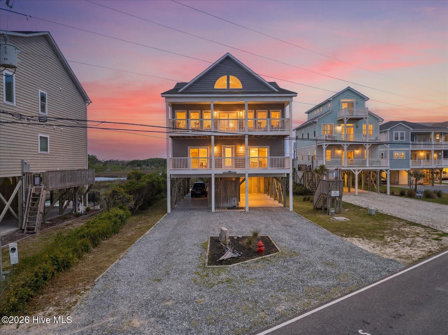 1113 New River Inlet Road Property Photo 2